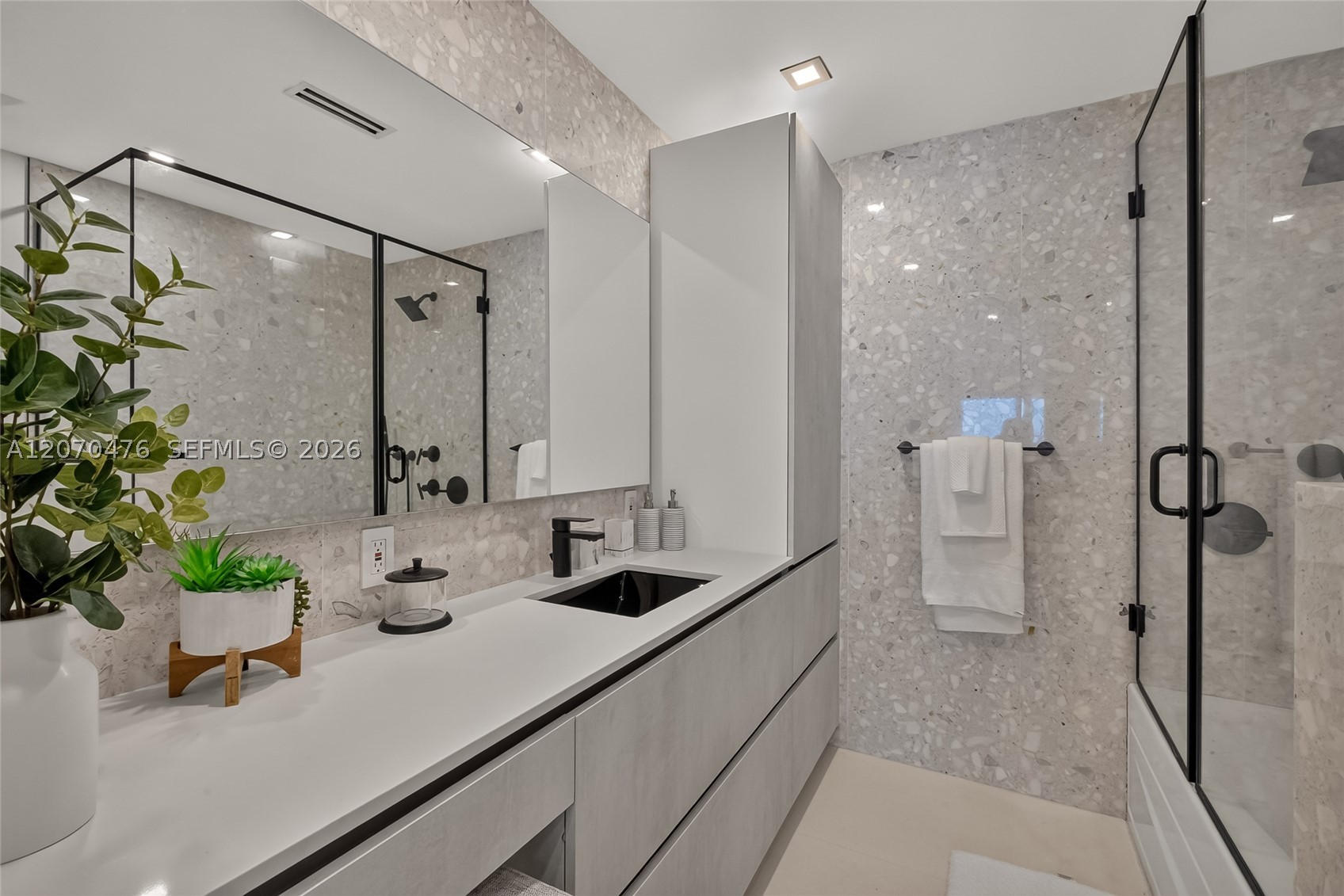 3343 NE 166th St, North Miami Beach FL 33160