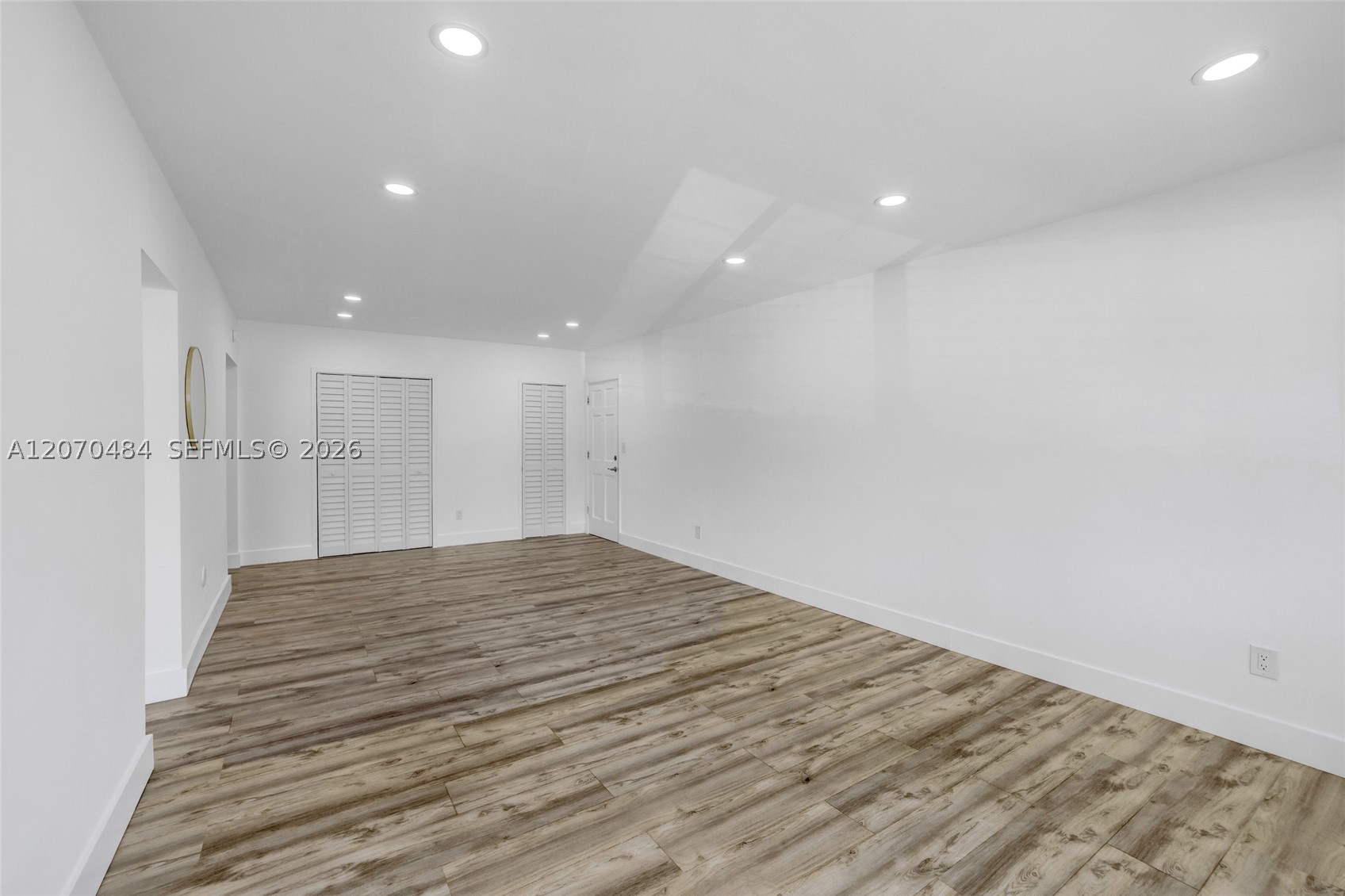 2250 Bay Dr #7, Miami Beach FL 33141