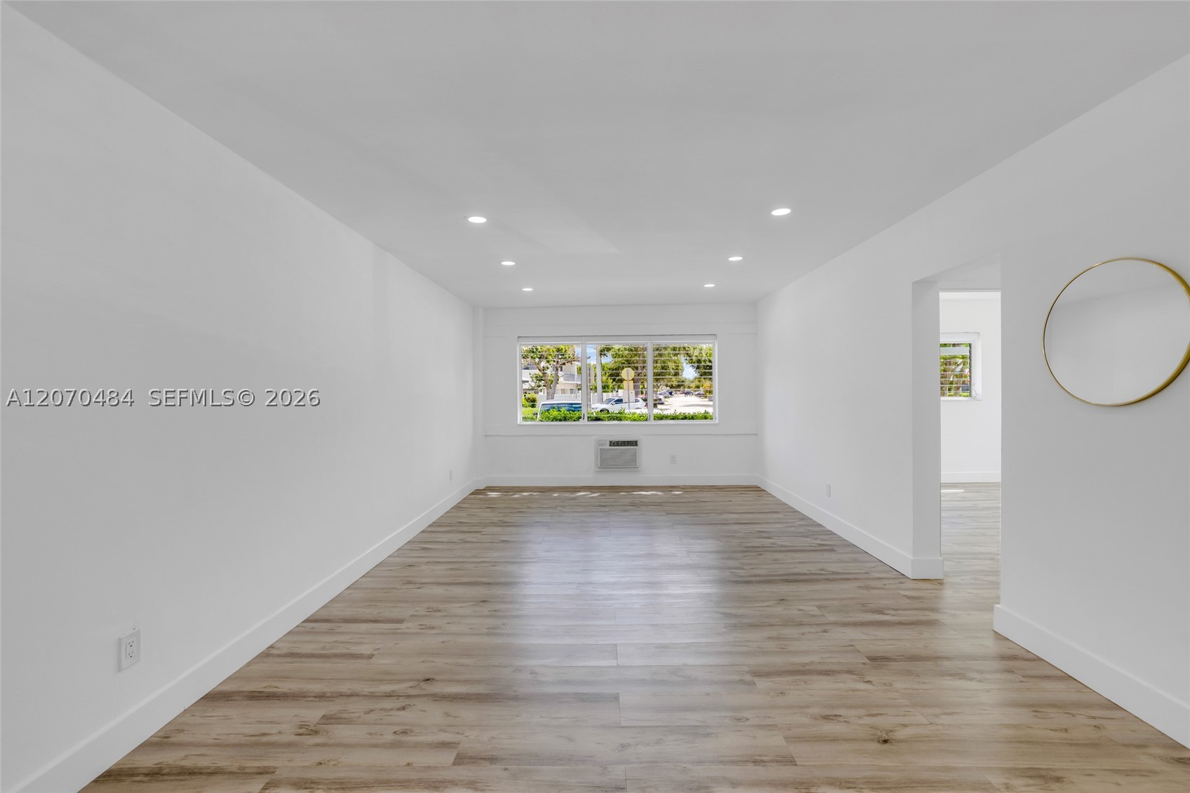 2250 Bay Dr #7, Miami Beach FL 33141