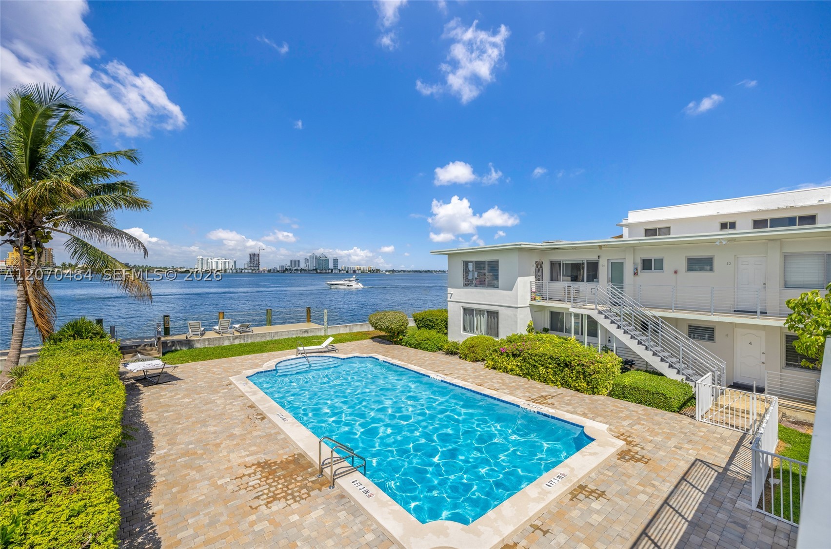 2250 Bay Dr #7, Miami Beach FL 33141