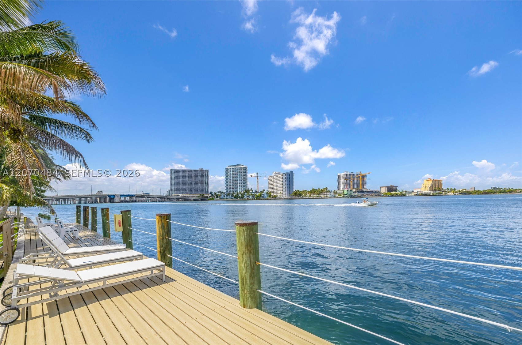 2250 Bay Dr #7, Miami Beach FL 33141
