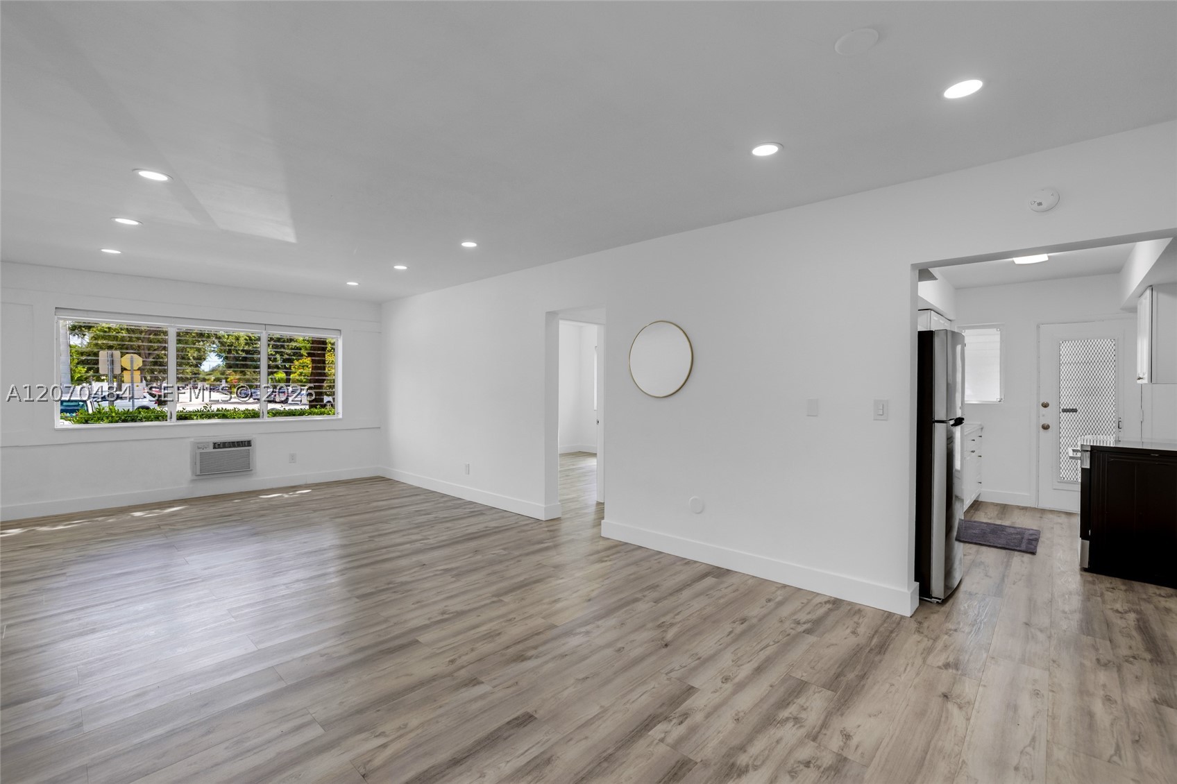 2250 Bay Dr #7, Miami Beach FL 33141