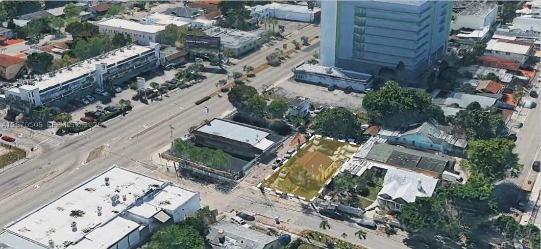 Miami FL 33125 - A12070506