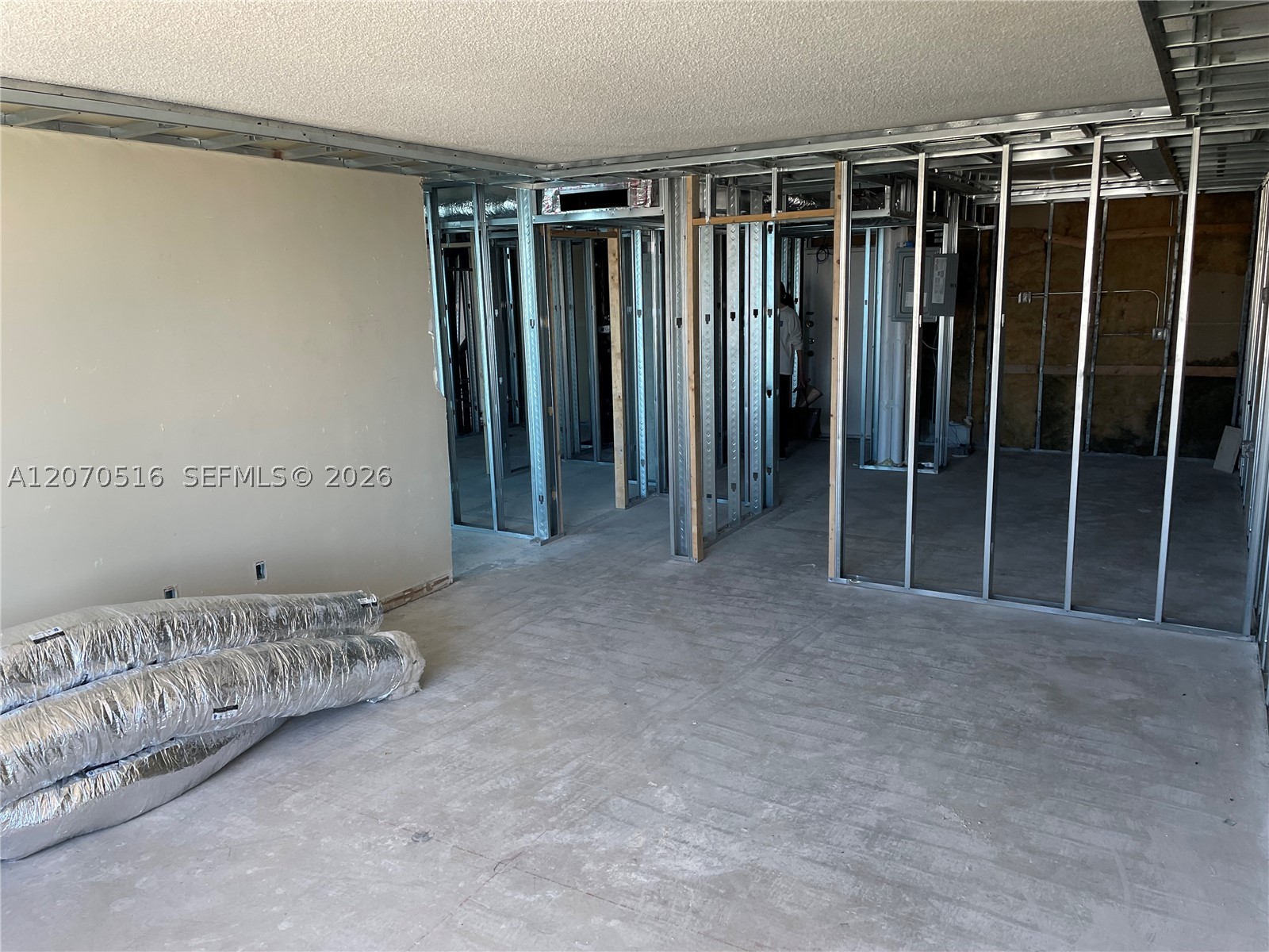 4101 Pine Tree Dr #926,925, Miami Beach FL 33140