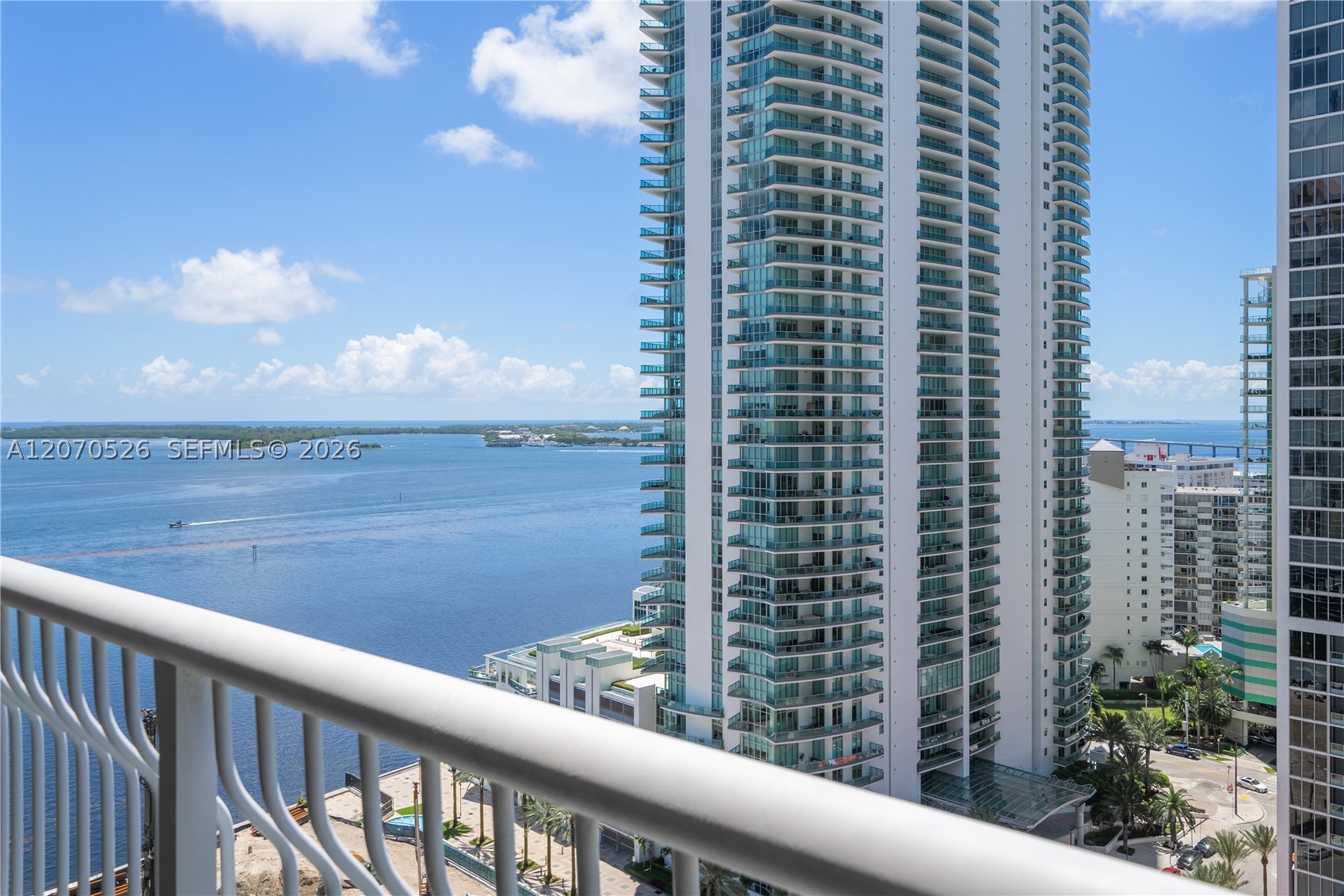 1200 Brickell Bay Dr #2205, Miami FL 33131