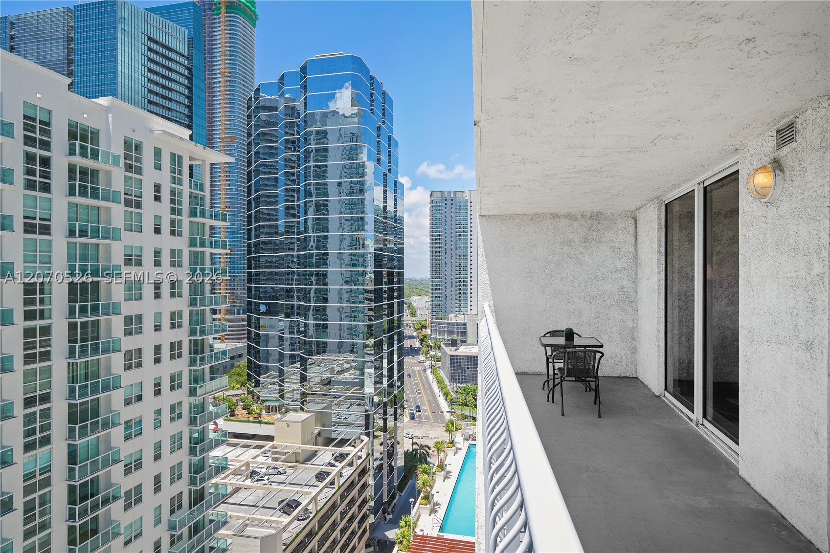 1200 Brickell Bay Dr #2205, Miami FL 33131
