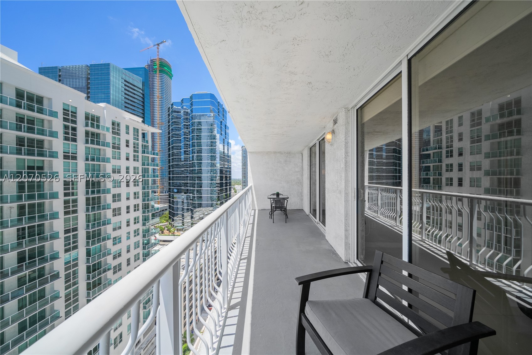 1200 Brickell Bay Dr #2205, Miami FL 33131