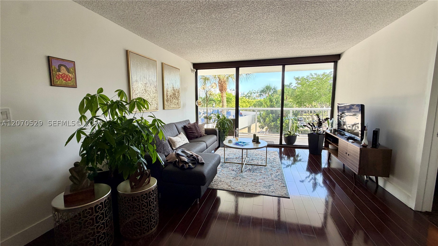 3701 N Country Club Dr #304, Aventura FL 33180