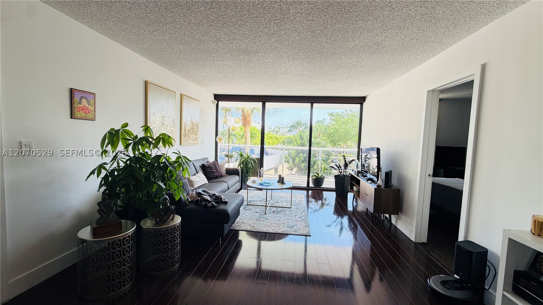 3701 N Country Club Dr #304, Aventura FL 33180