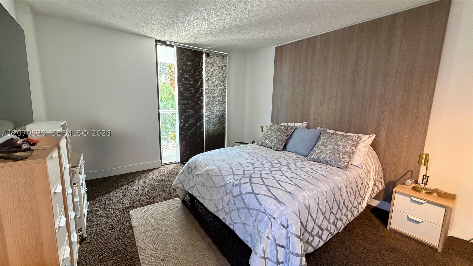 3701 N Country Club Dr #304, Aventura FL 33180