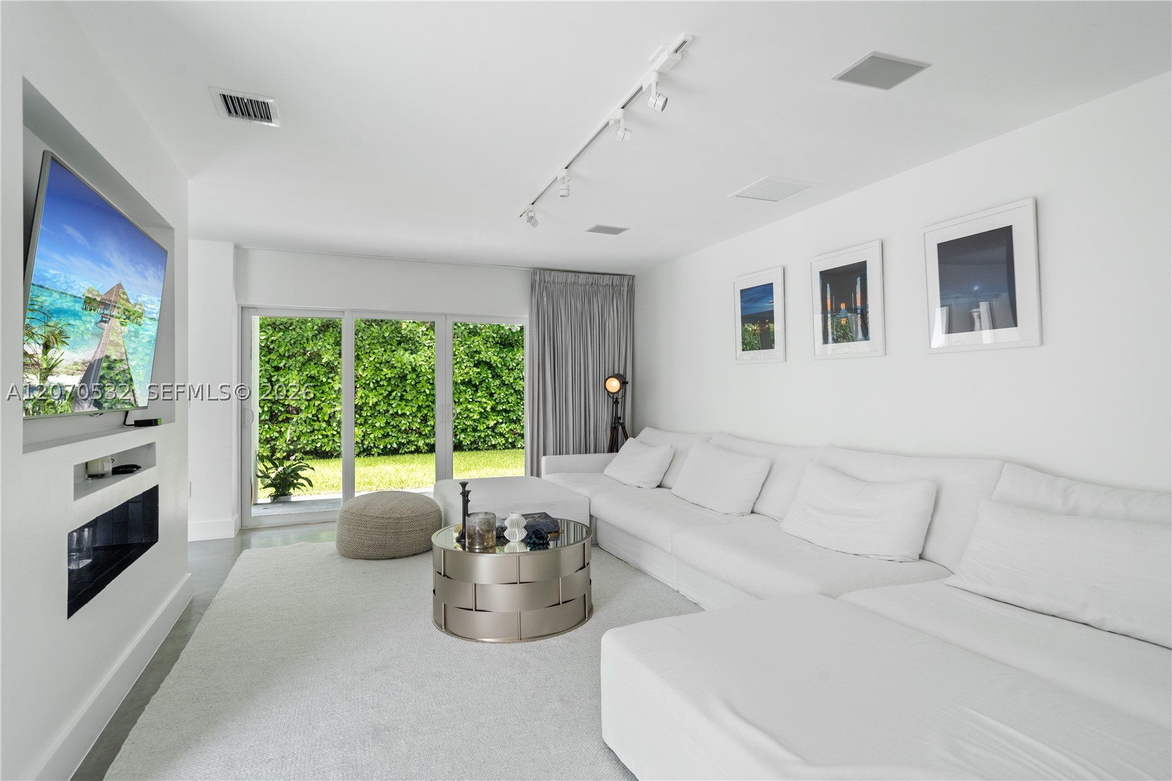 4001 Monserrate St, Coral Gables FL 33146