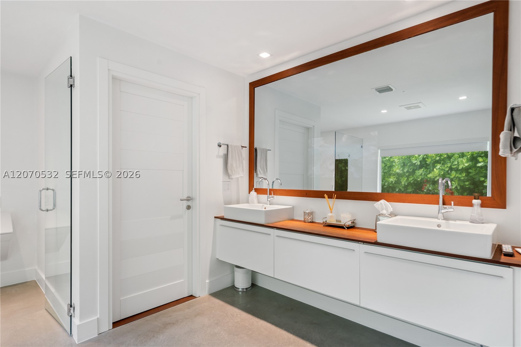 4001 Monserrate St, Coral Gables FL 33146