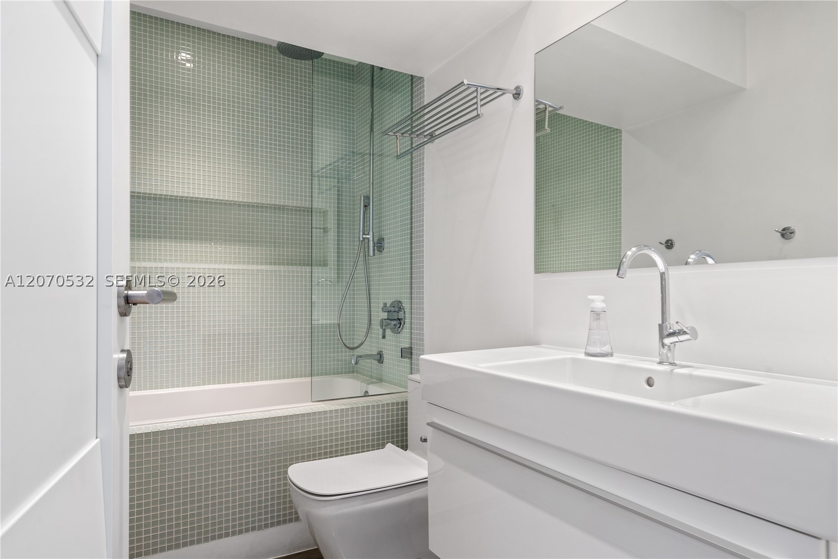 4001 Monserrate St, Coral Gables FL 33146