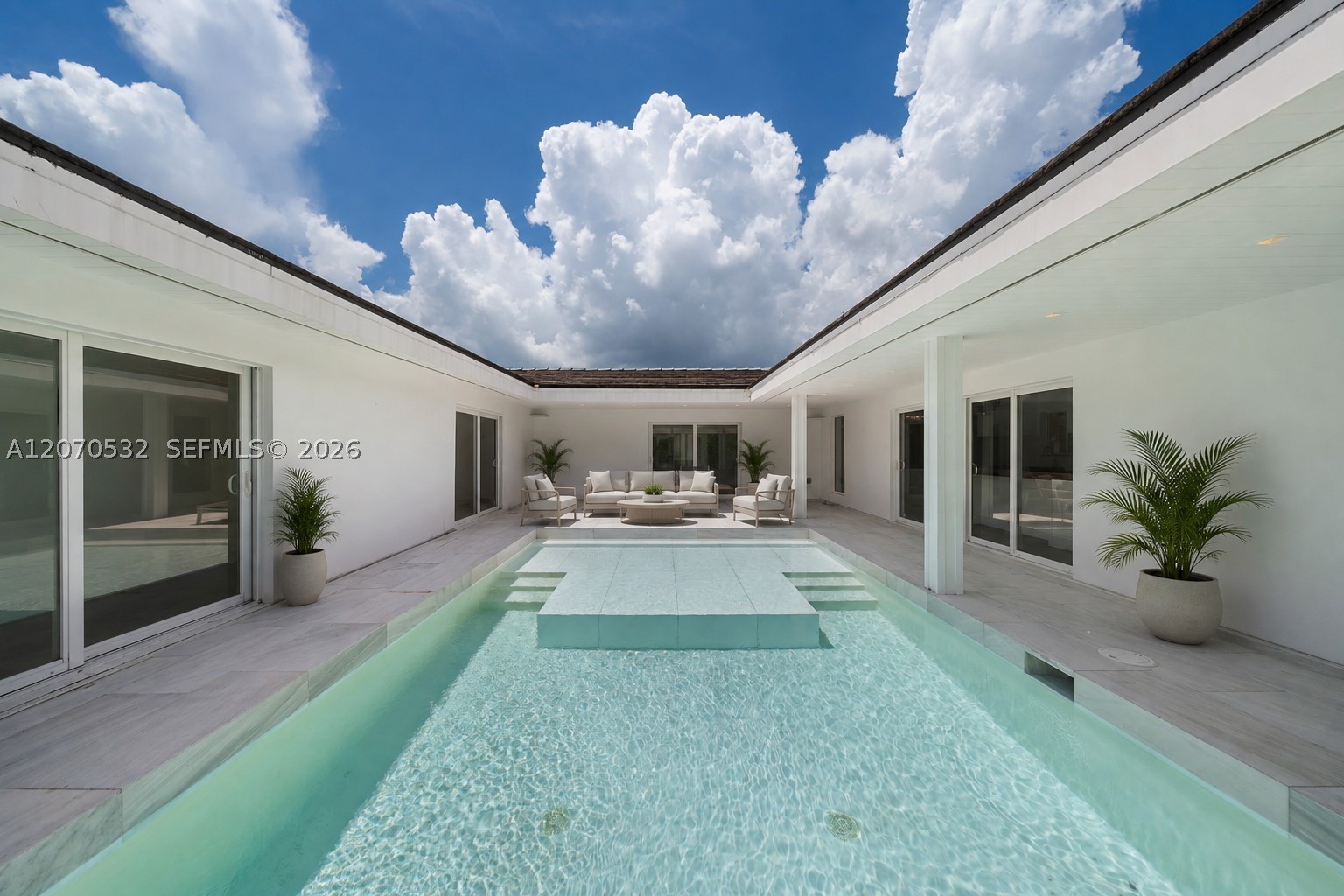 4001 Monserrate St, Coral Gables FL 33146
