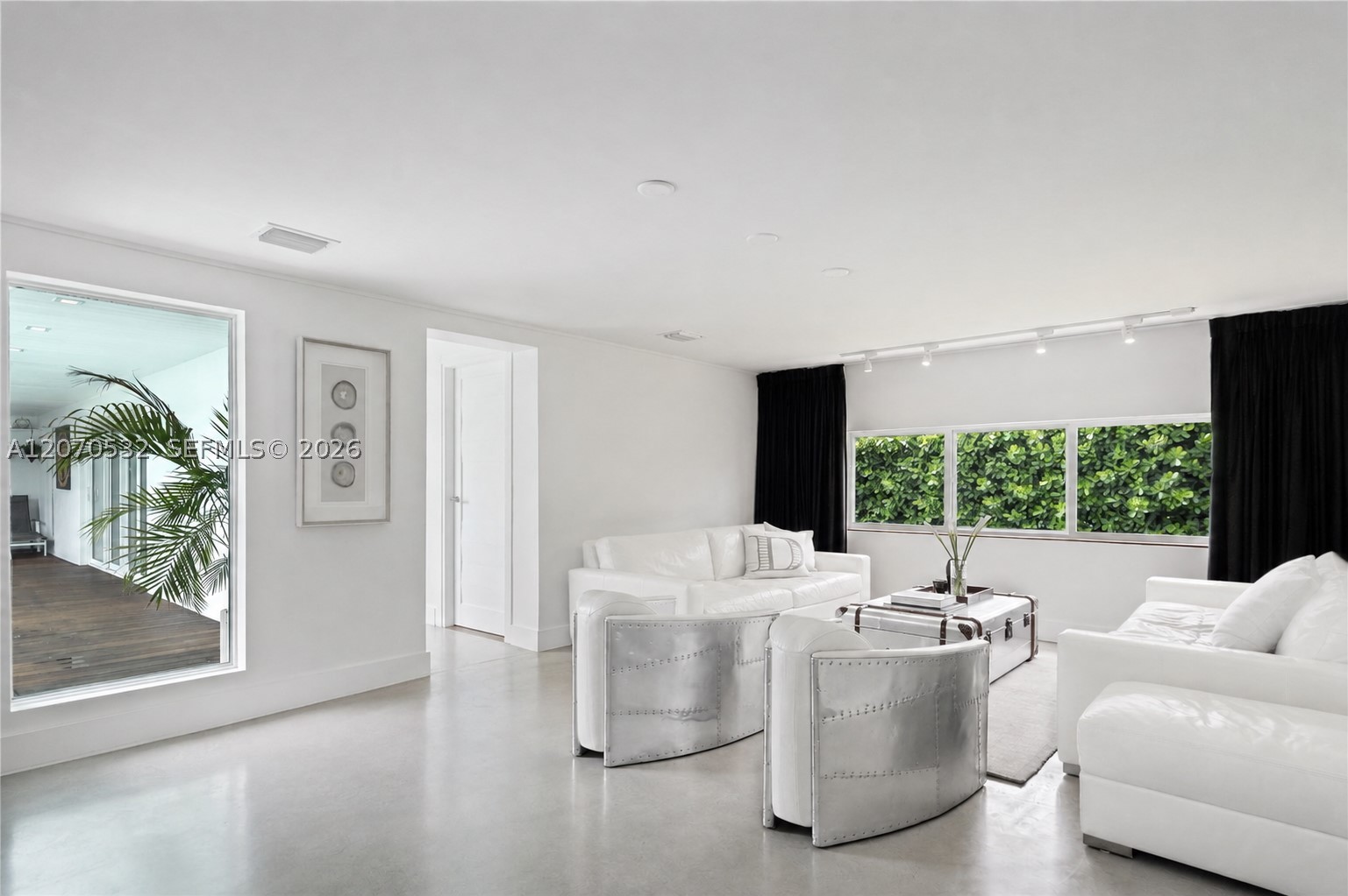 4001 Monserrate St, Coral Gables FL 33146