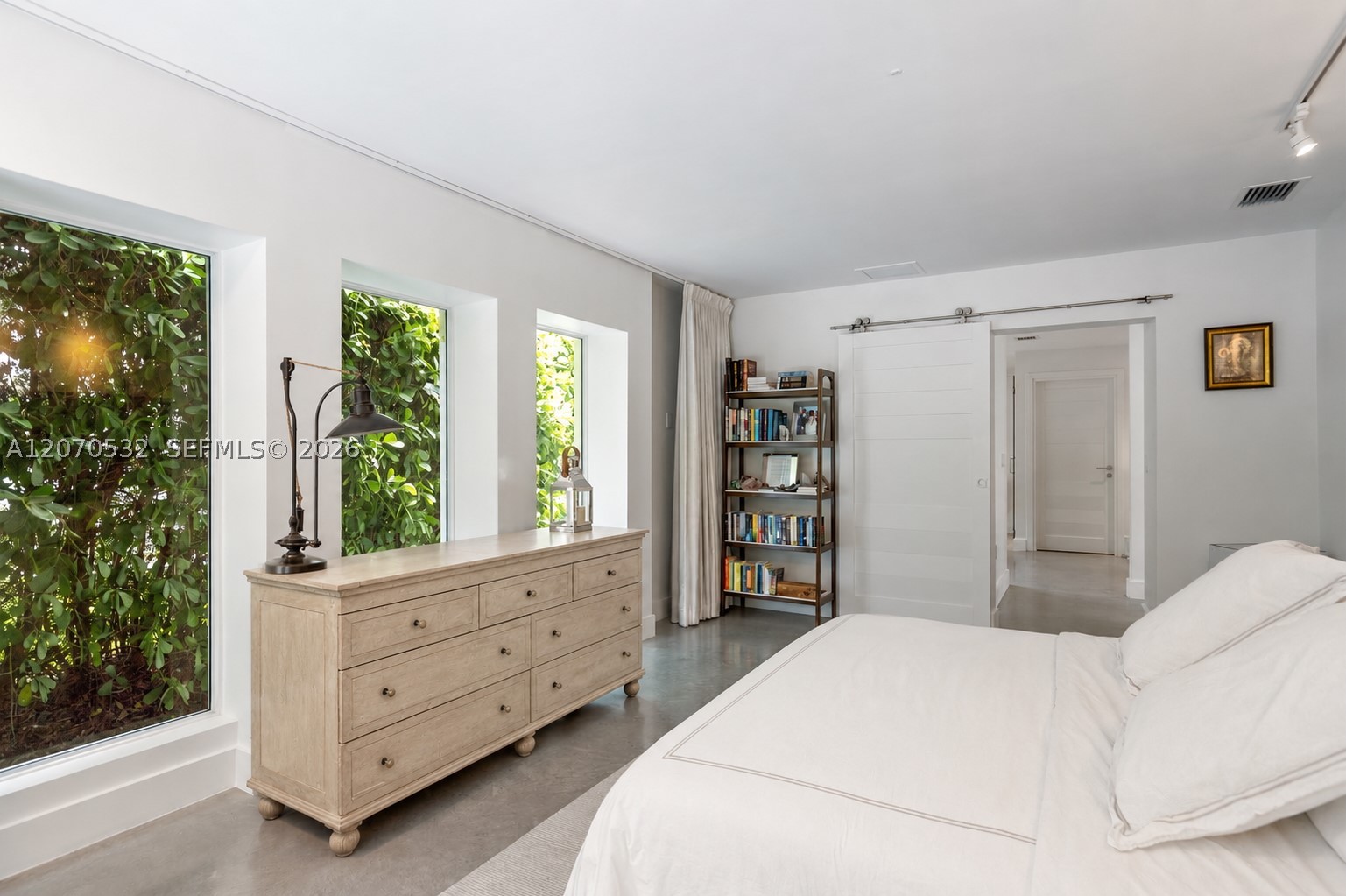 4001 Monserrate St, Coral Gables FL 33146