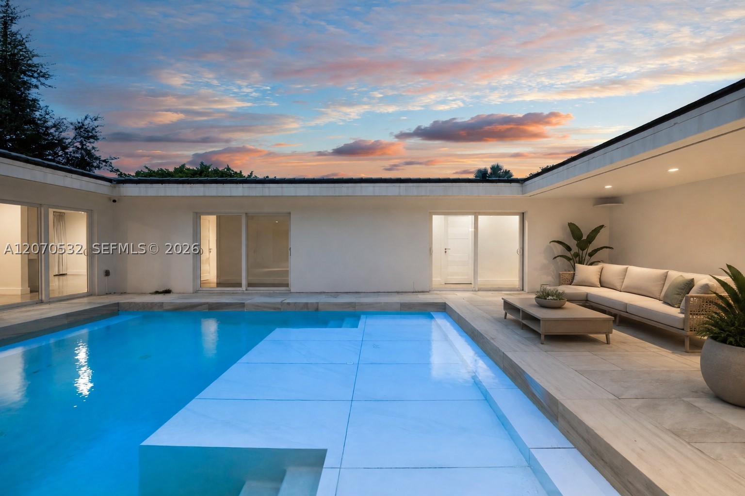 4001 Monserrate St, Coral Gables FL 33146