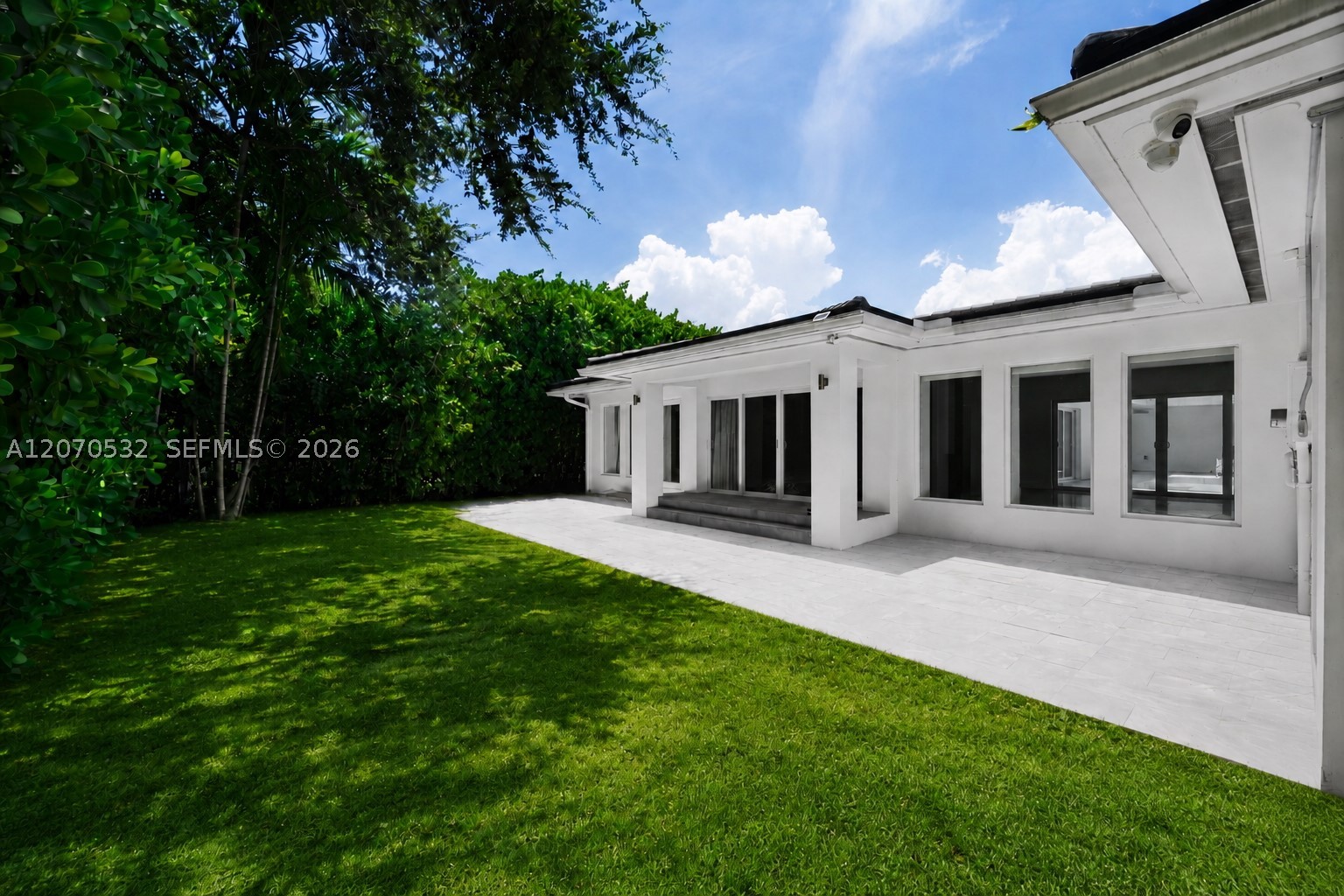 4001 Monserrate St, Coral Gables FL 33146