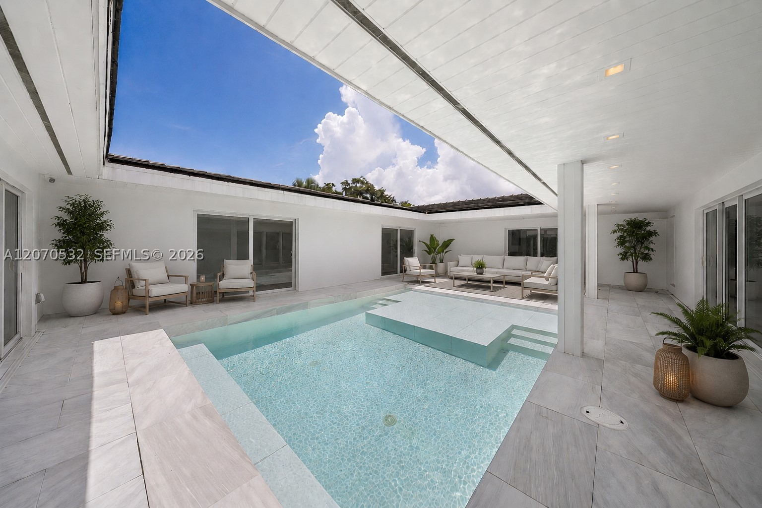 4001 Monserrate St, Coral Gables FL 33146