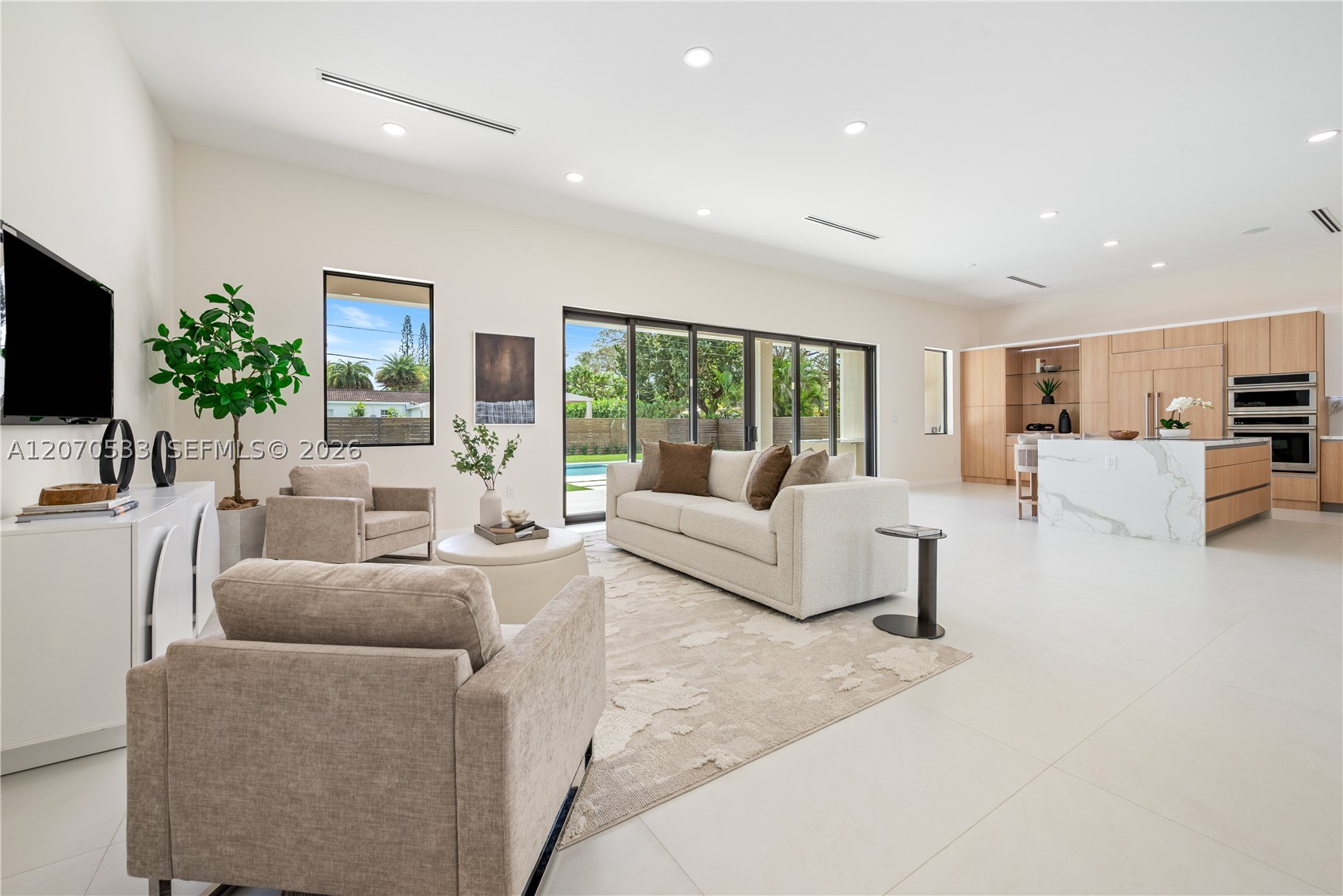 6990 SW 58th St, Miami FL 33143