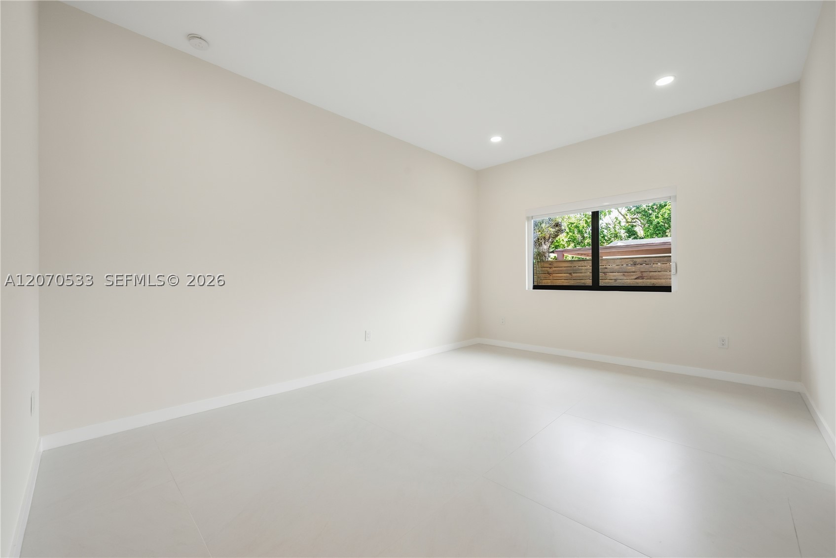 6990 SW 58th St, Miami FL 33143