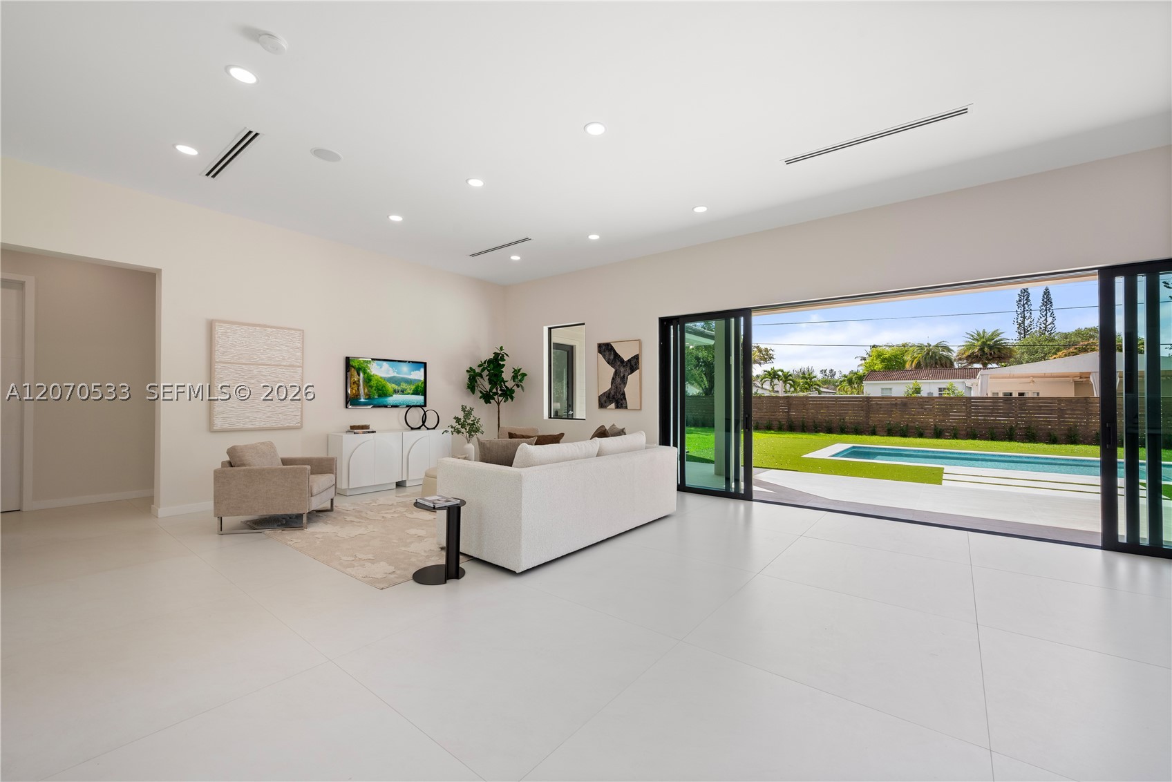 6990 SW 58th St, Miami FL 33143