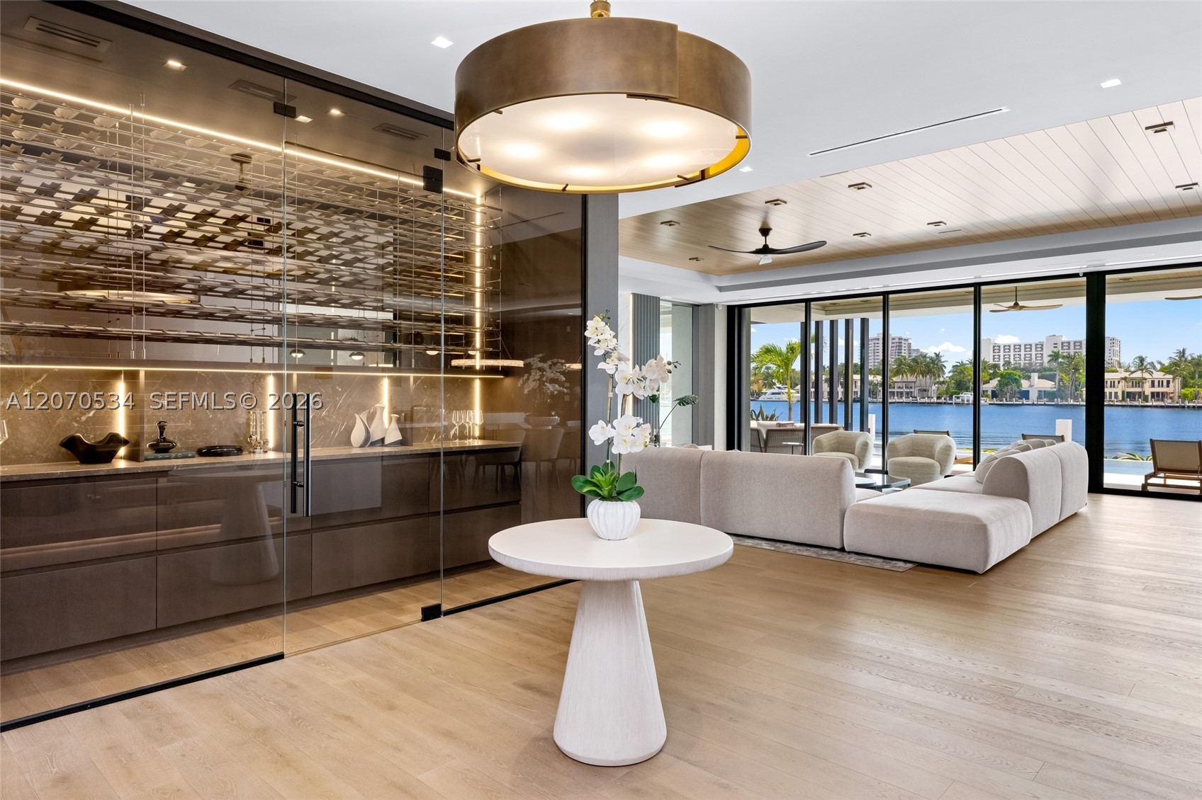1400 W Lake Dr, Fort Lauderdale FL 33316