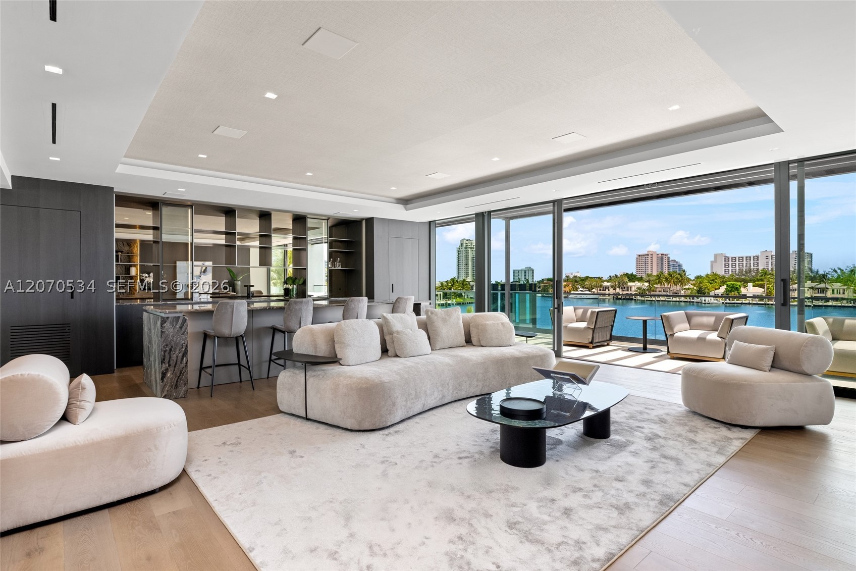 1400 W Lake Dr, Fort Lauderdale FL 33316