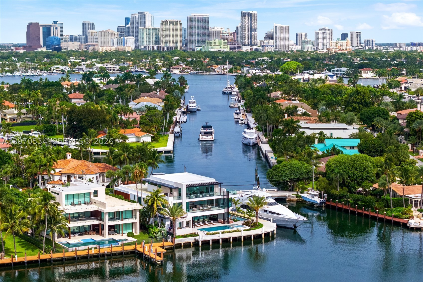 1400 W Lake Dr, Fort Lauderdale FL 33316