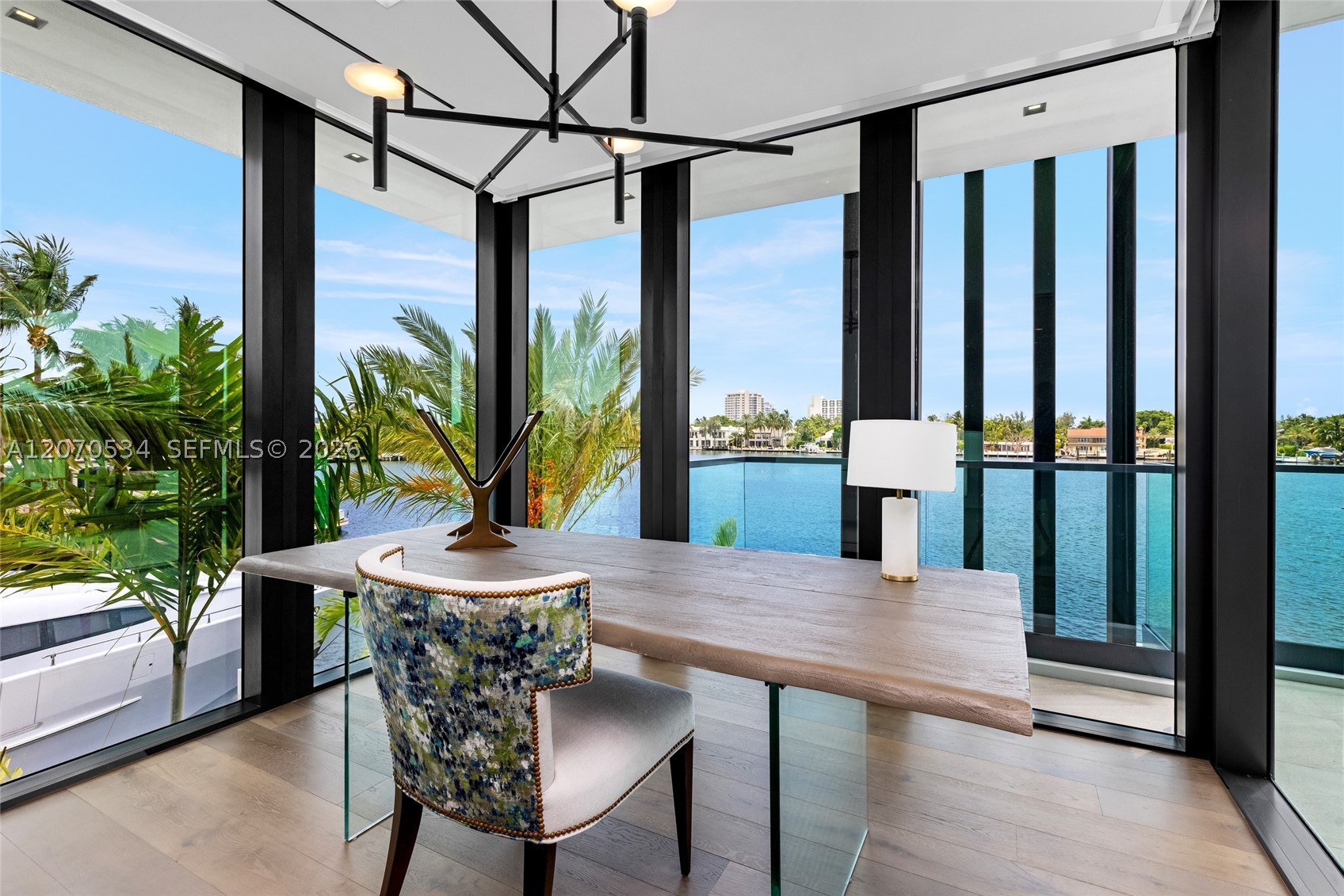 1400 W Lake Dr, Fort Lauderdale FL 33316