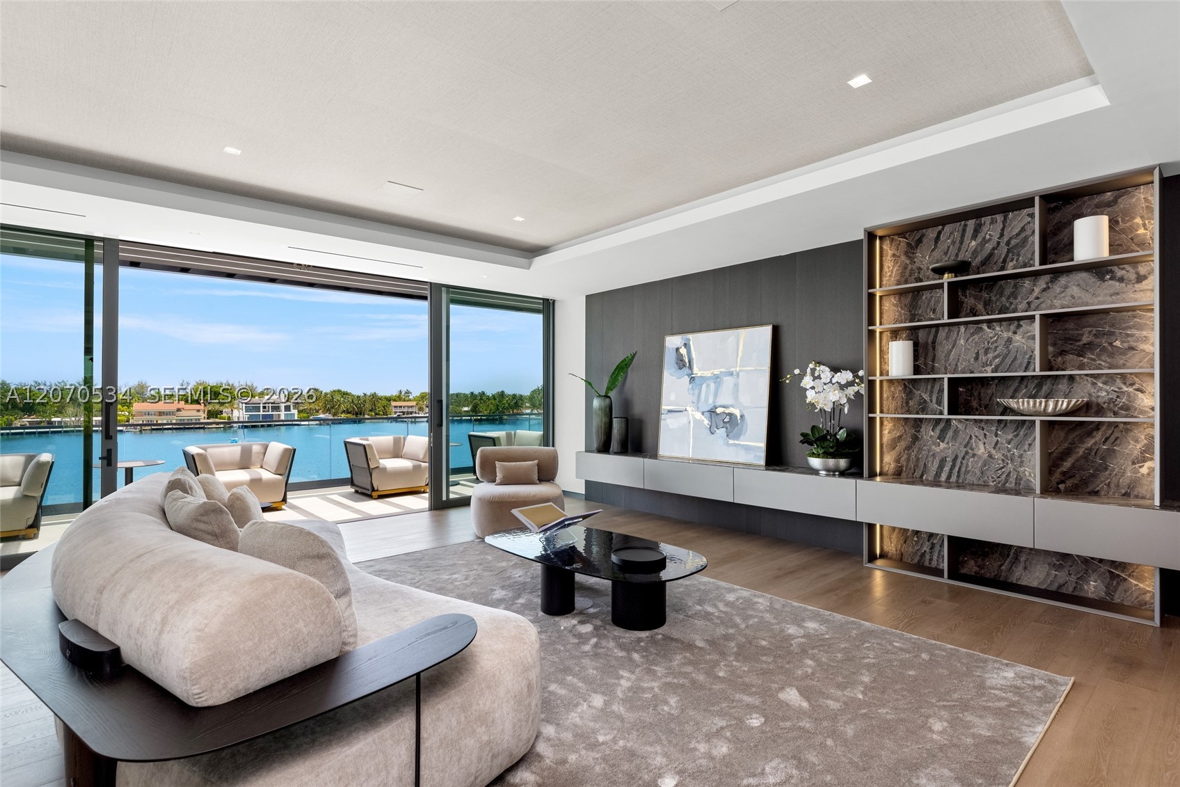 1400 W Lake Dr, Fort Lauderdale FL 33316