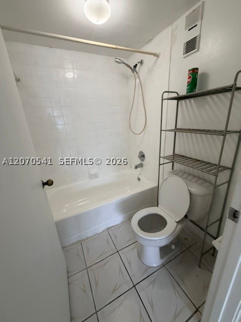9704 Hammocks Blvd #104, Miami FL 33196