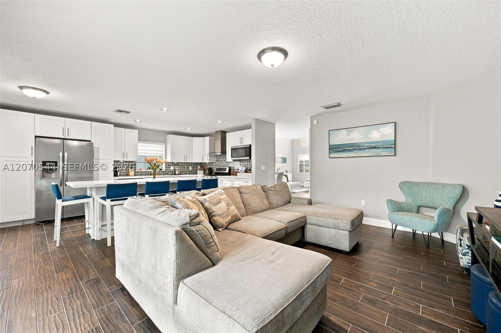 2220 NW 137th Ave, Sunrise FL 33323