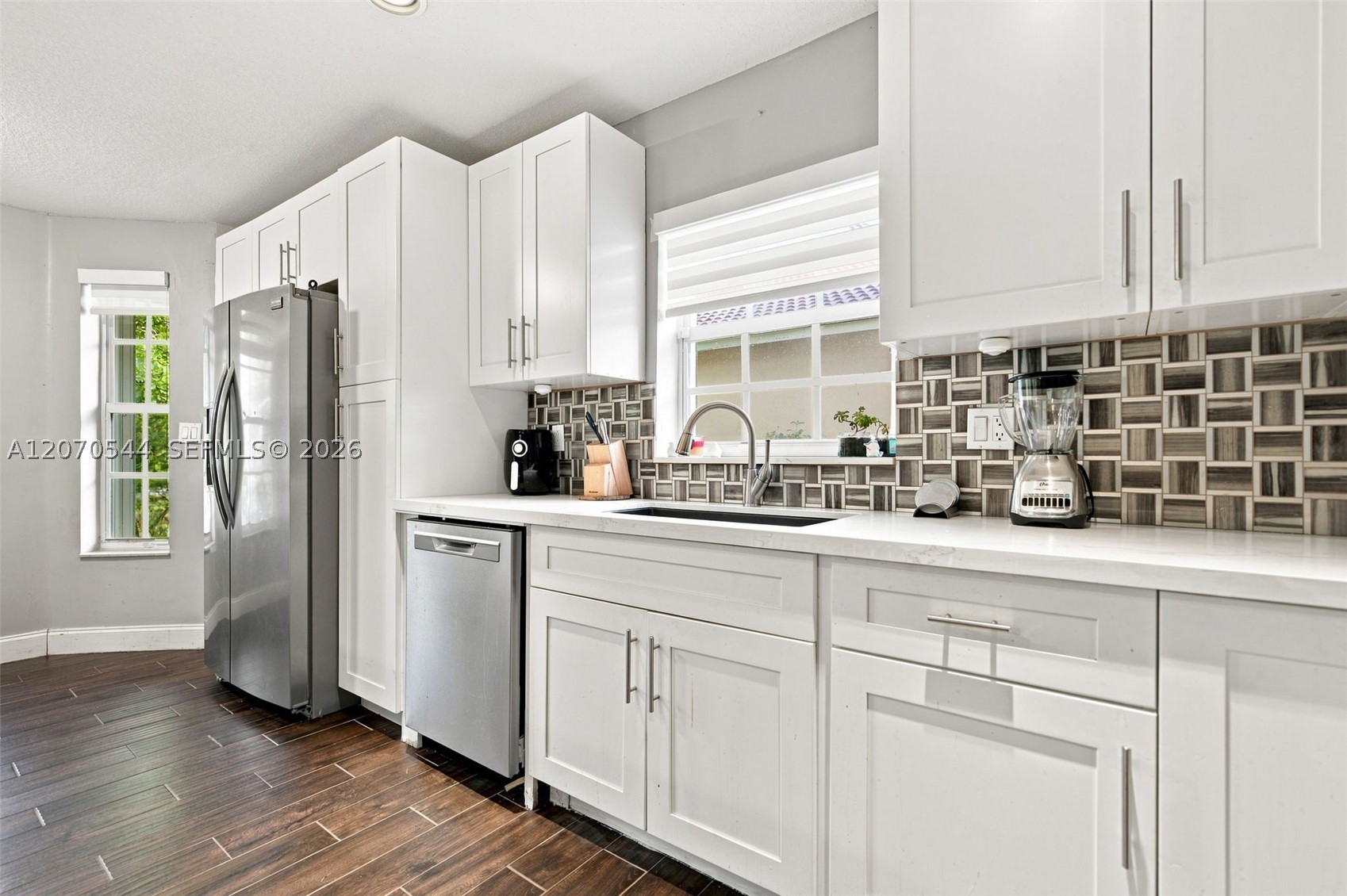 2220 NW 137th Ave, Sunrise FL 33323
