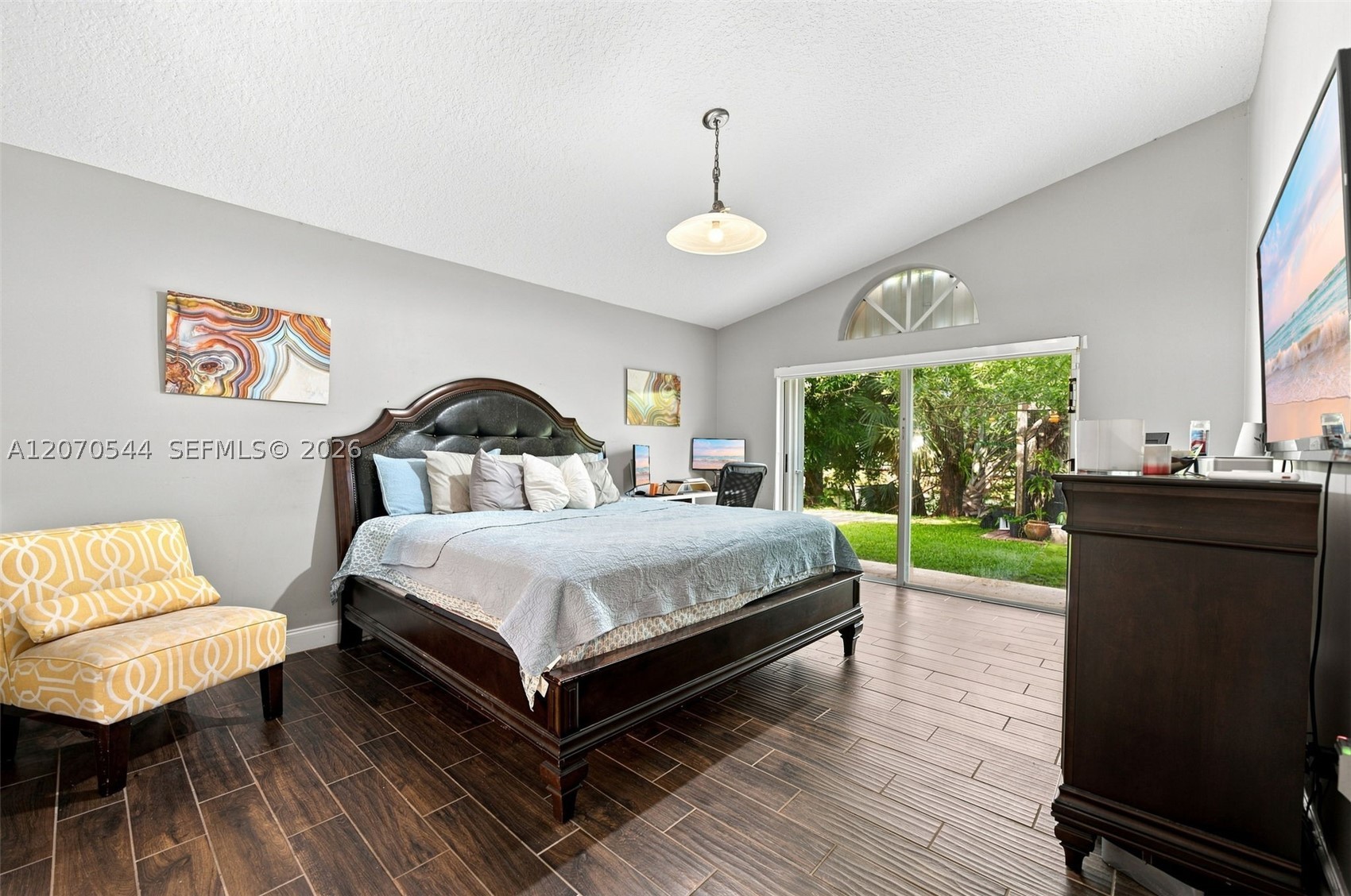 2220 NW 137th Ave, Sunrise FL 33323