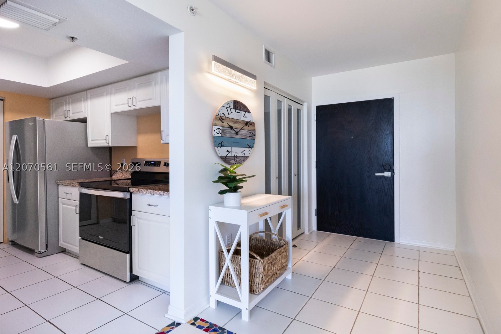 90 Alton Rd #1005, Miami Beach FL 33139