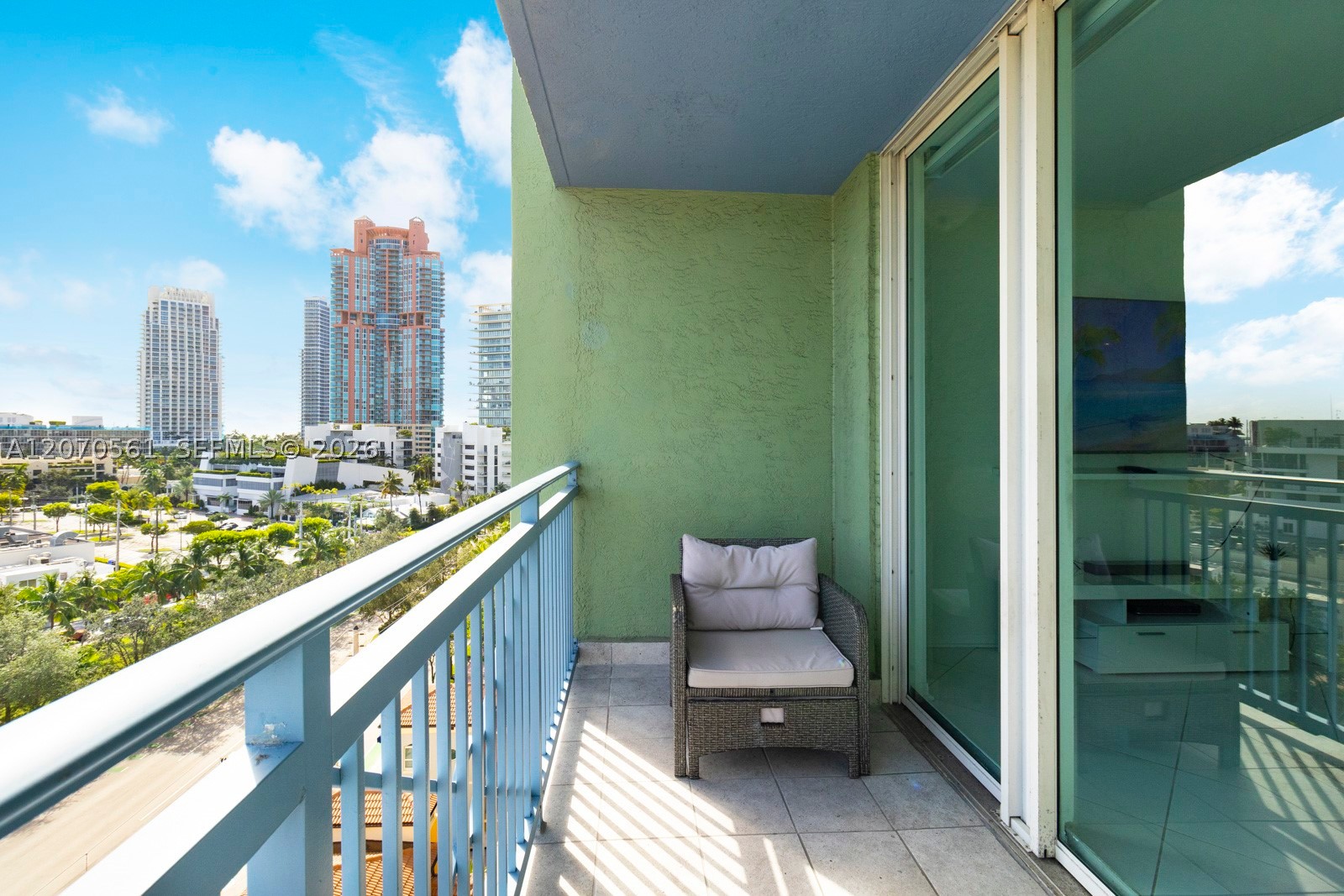 90 Alton Rd #1005, Miami Beach FL 33139