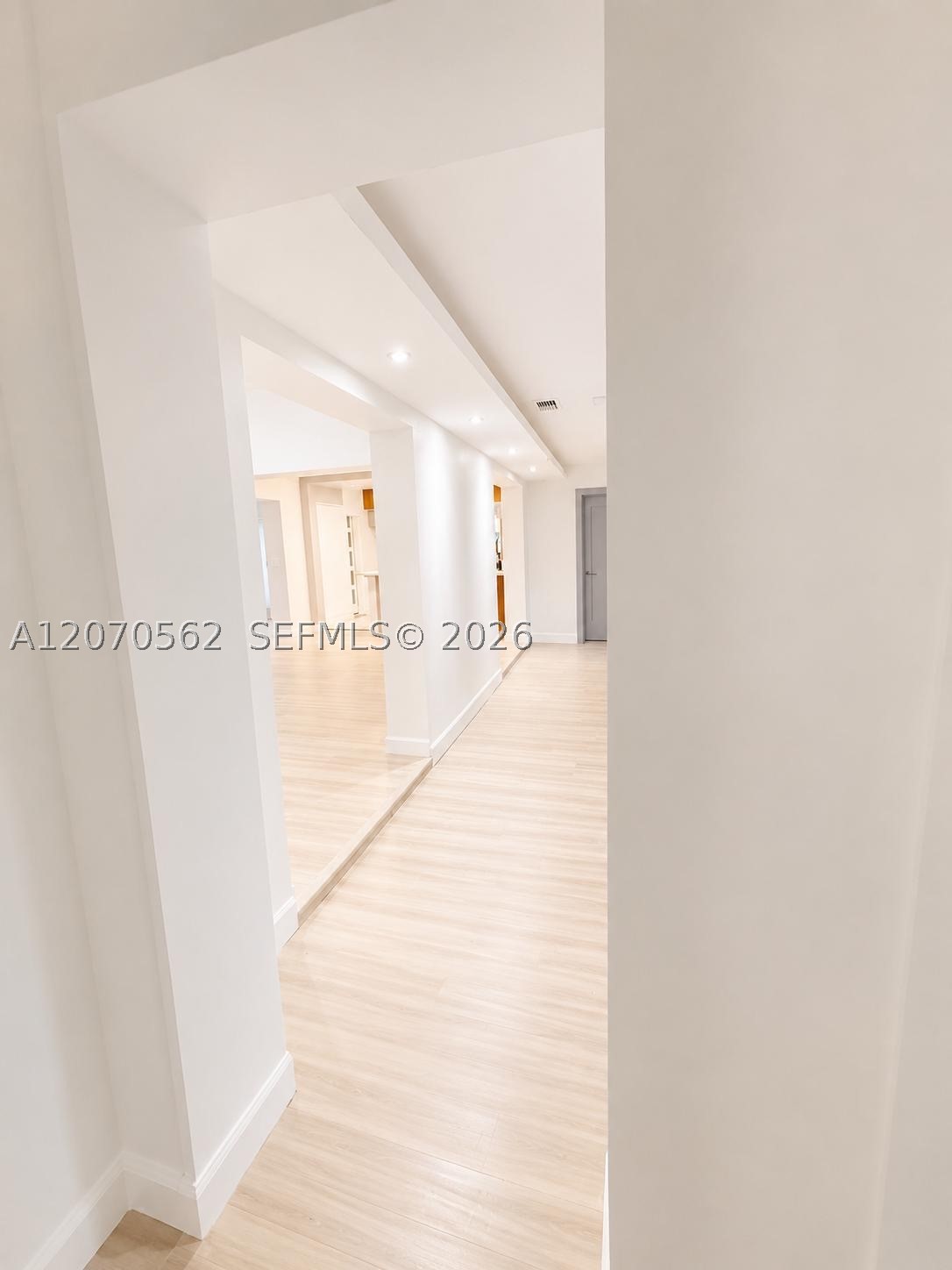 4726 Alton Rd, Miami Beach FL 33140