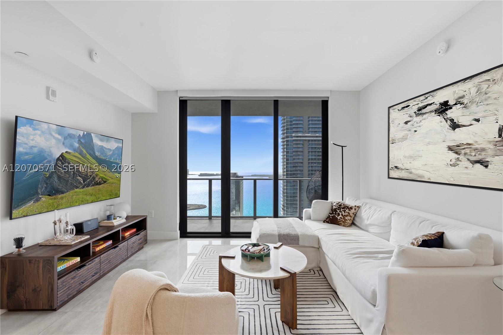 1010 Brickell Ave #3903, Miami FL 33131