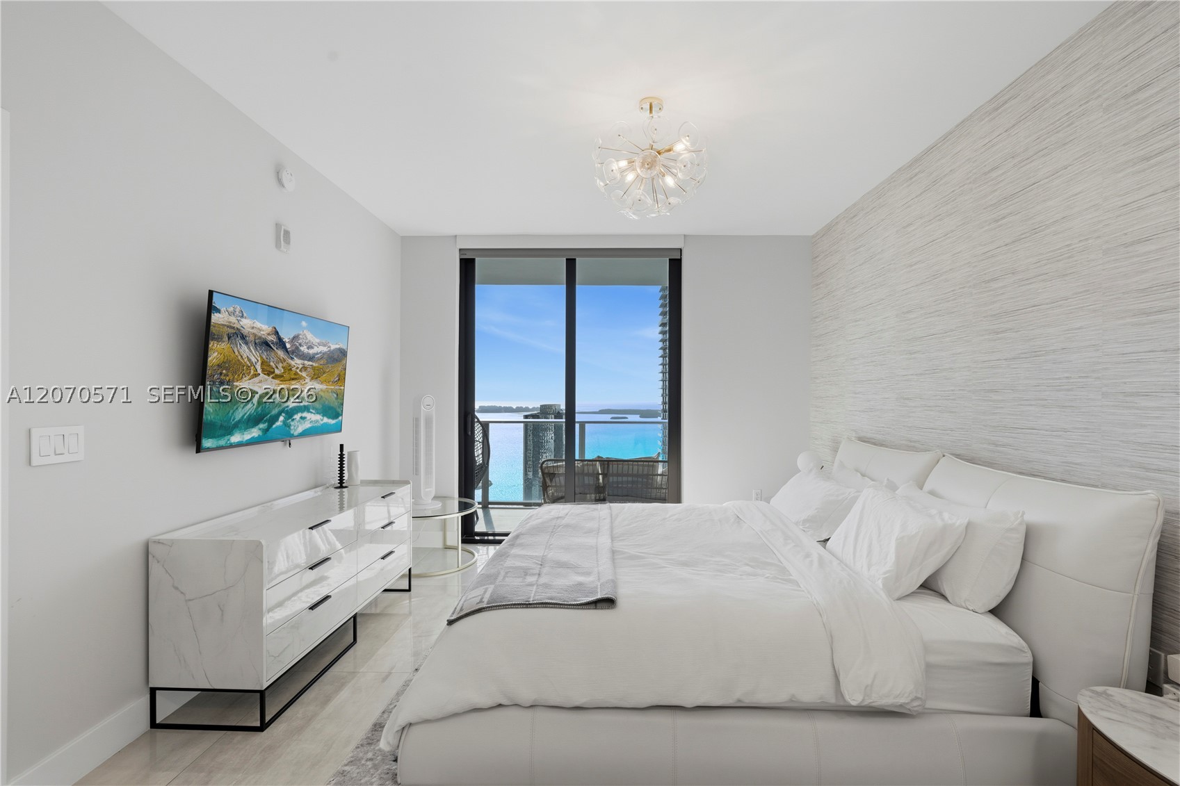 1010 Brickell Ave #3903, Miami FL 33131