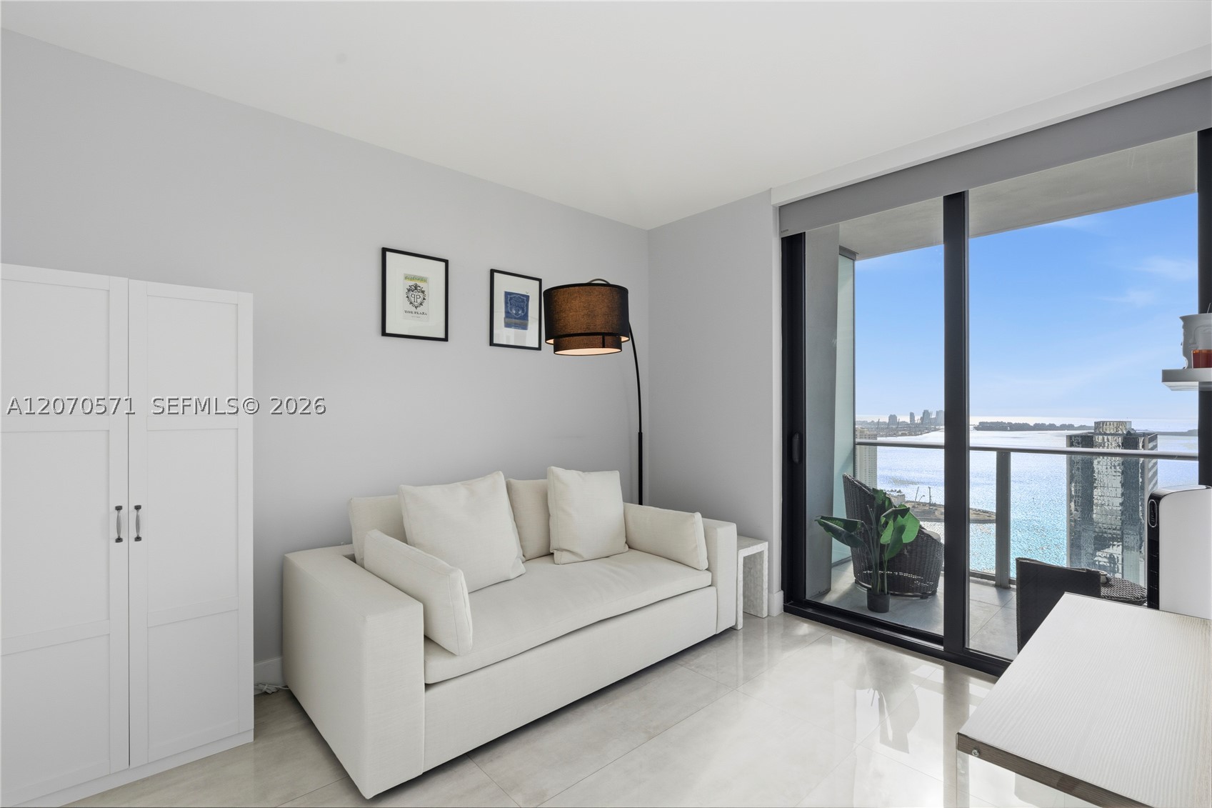 1010 Brickell Ave #3903, Miami FL 33131