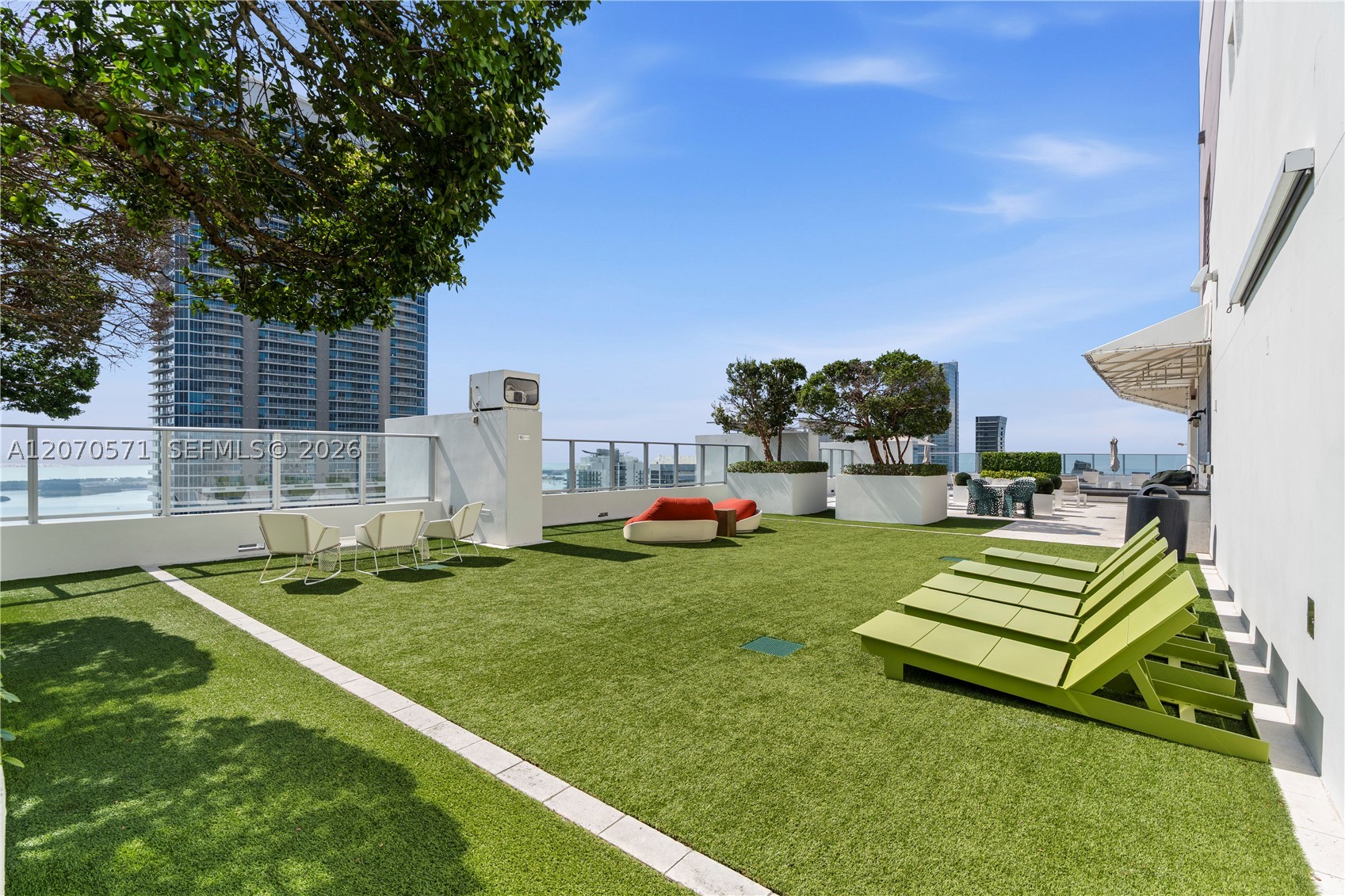 1010 Brickell Ave #3903, Miami FL 33131