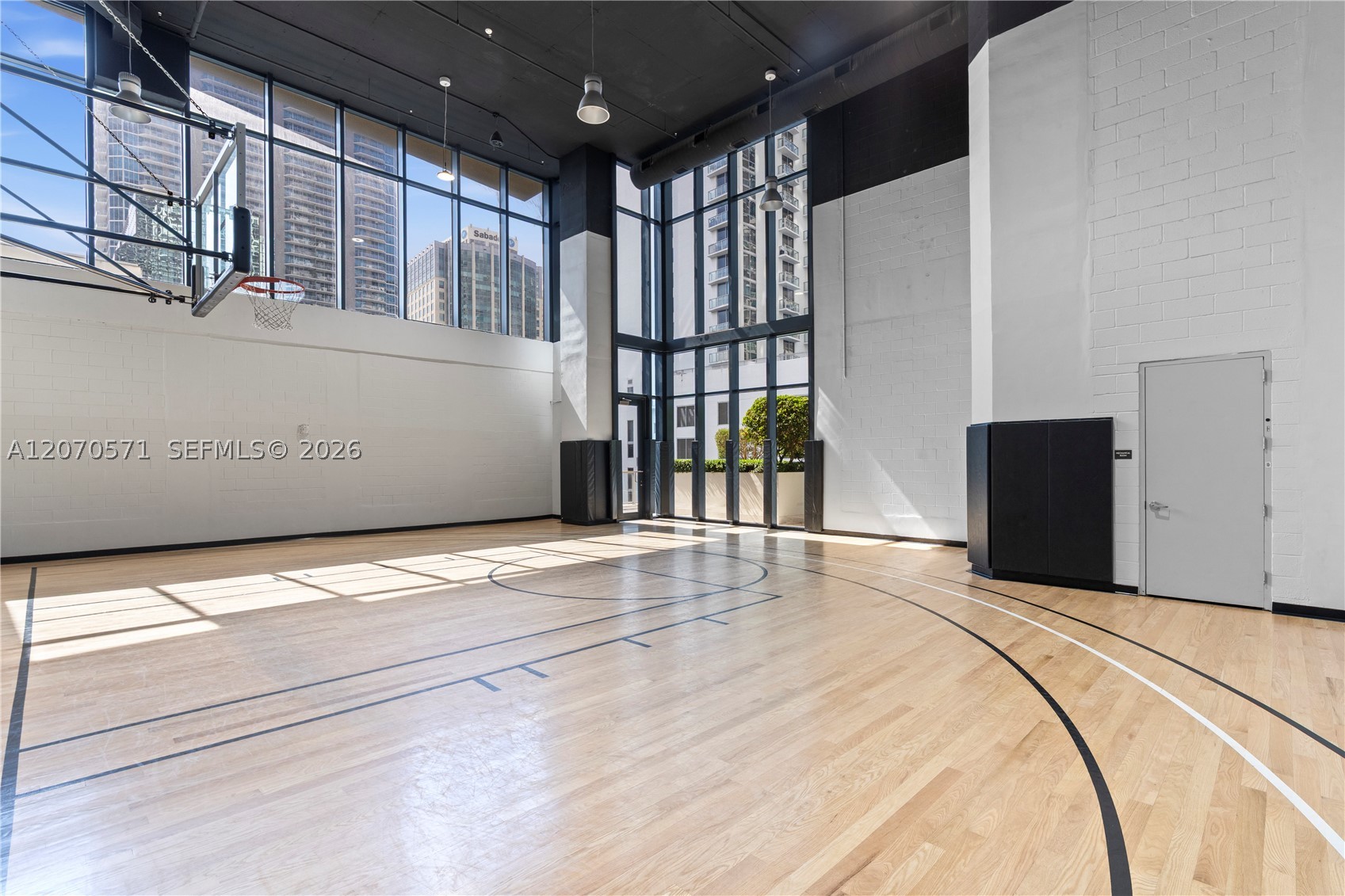 1010 Brickell Ave #3903, Miami FL 33131