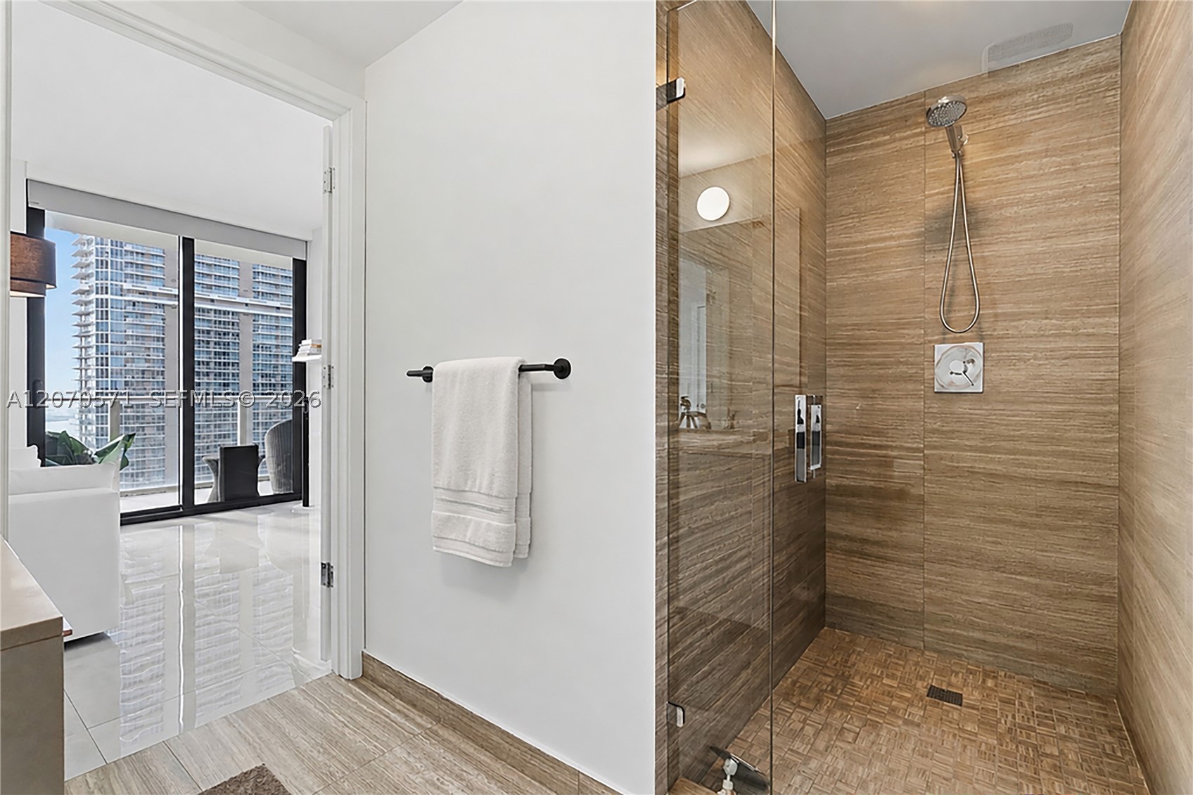 1010 Brickell Ave #3903, Miami FL 33131