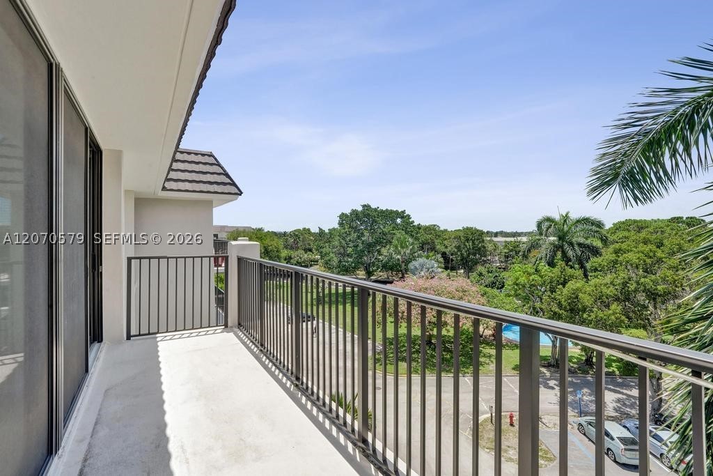 1101 River Reach Dr #511, Fort Lauderdale FL 33315
