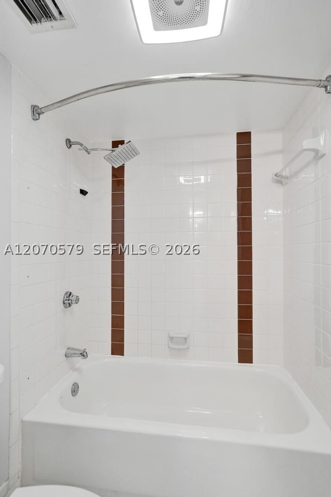 1101 River Reach Dr #511, Fort Lauderdale FL 33315