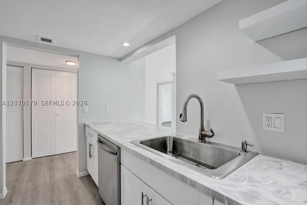 1101 River Reach Dr #511, Fort Lauderdale FL 33315