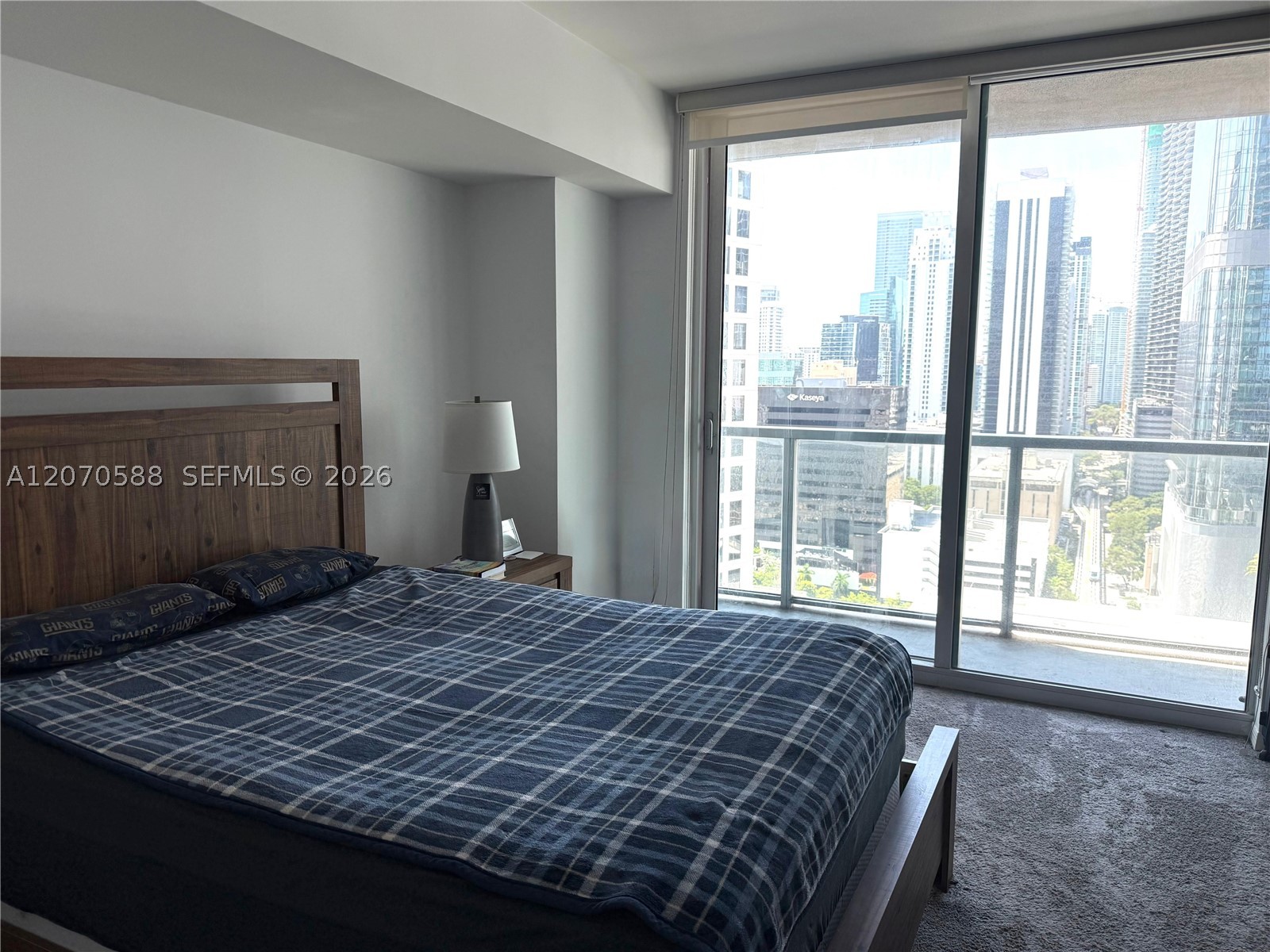 55 SE 6th St #2404, Miami FL 33131