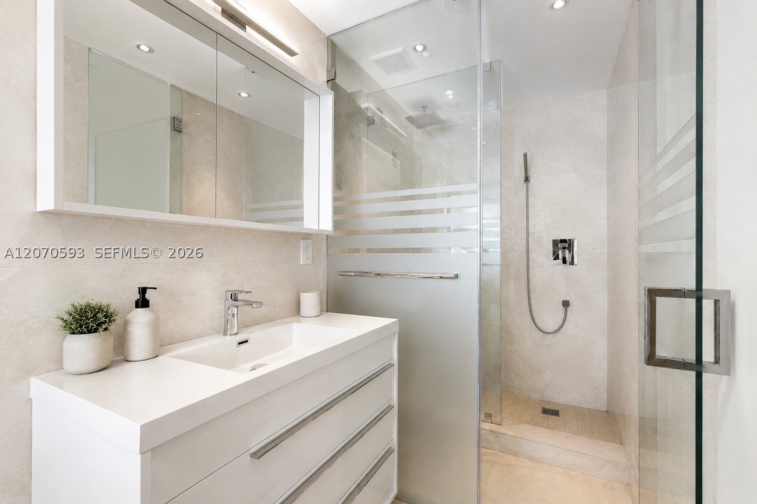 3 Island Ave #14D, Miami Beach FL 33139