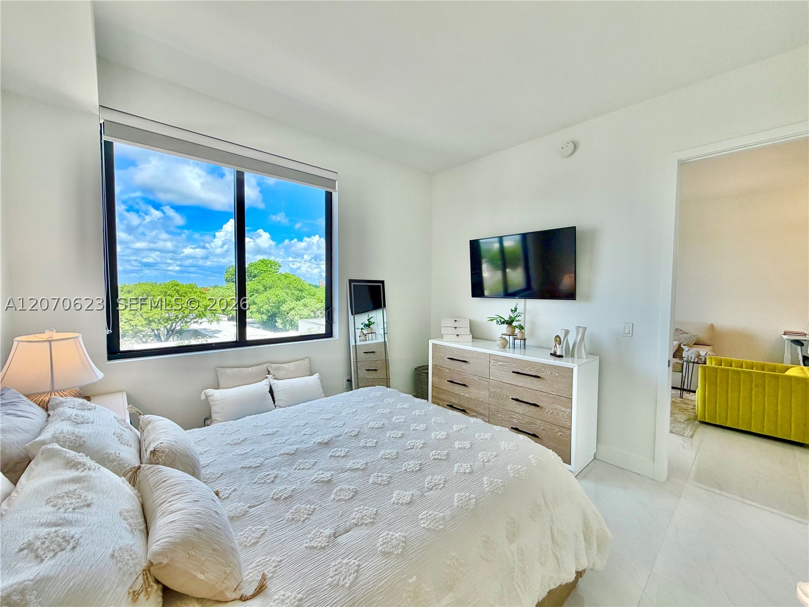 301 Altara Ave #418, Coral Gables FL 33146